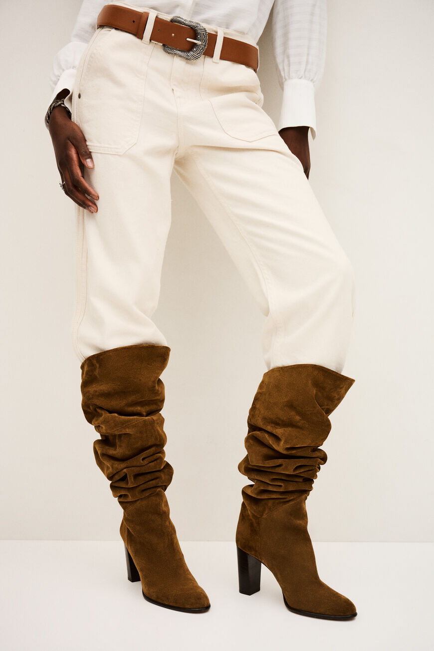 HIGH CIRY BOOTS