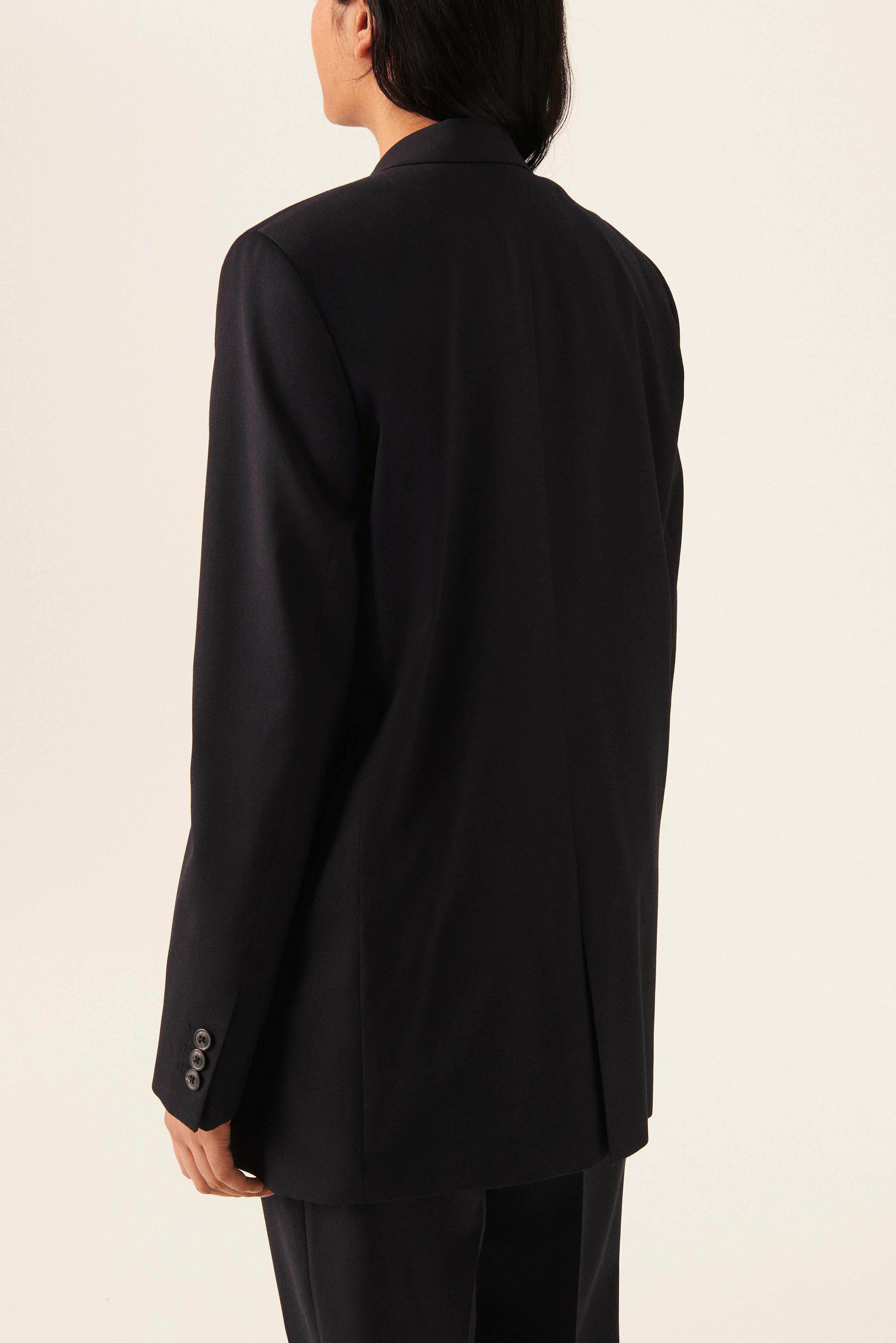 BLAZER ISHA