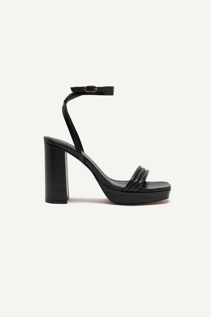 SANDALS CIANNA