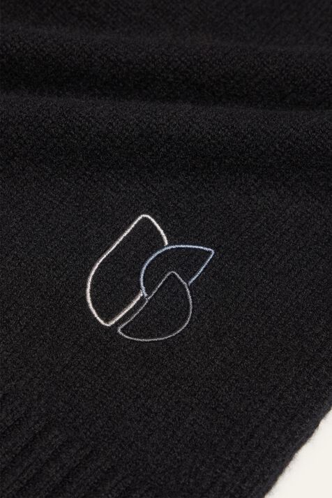 COMIE scarf