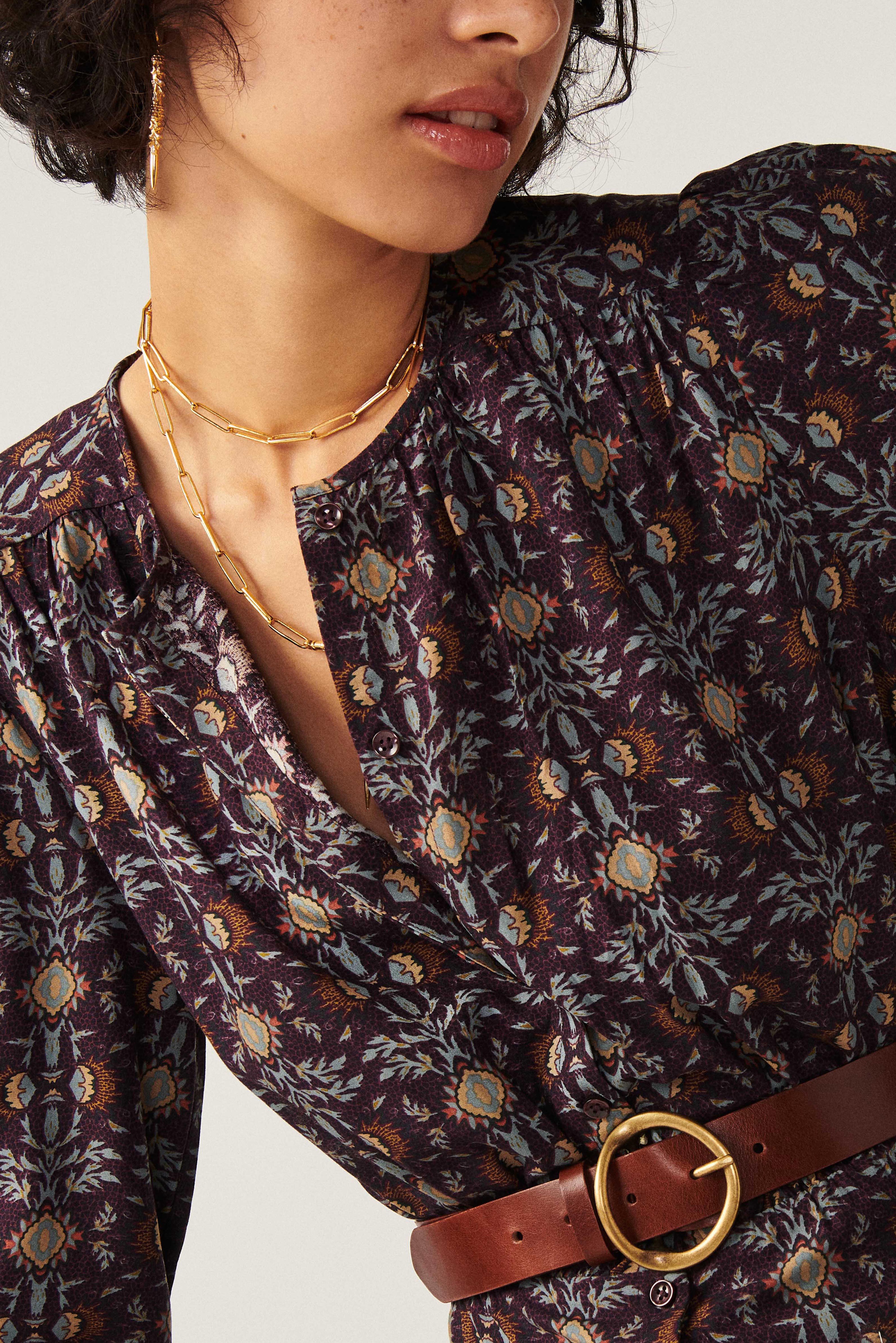 ROBE TRACY