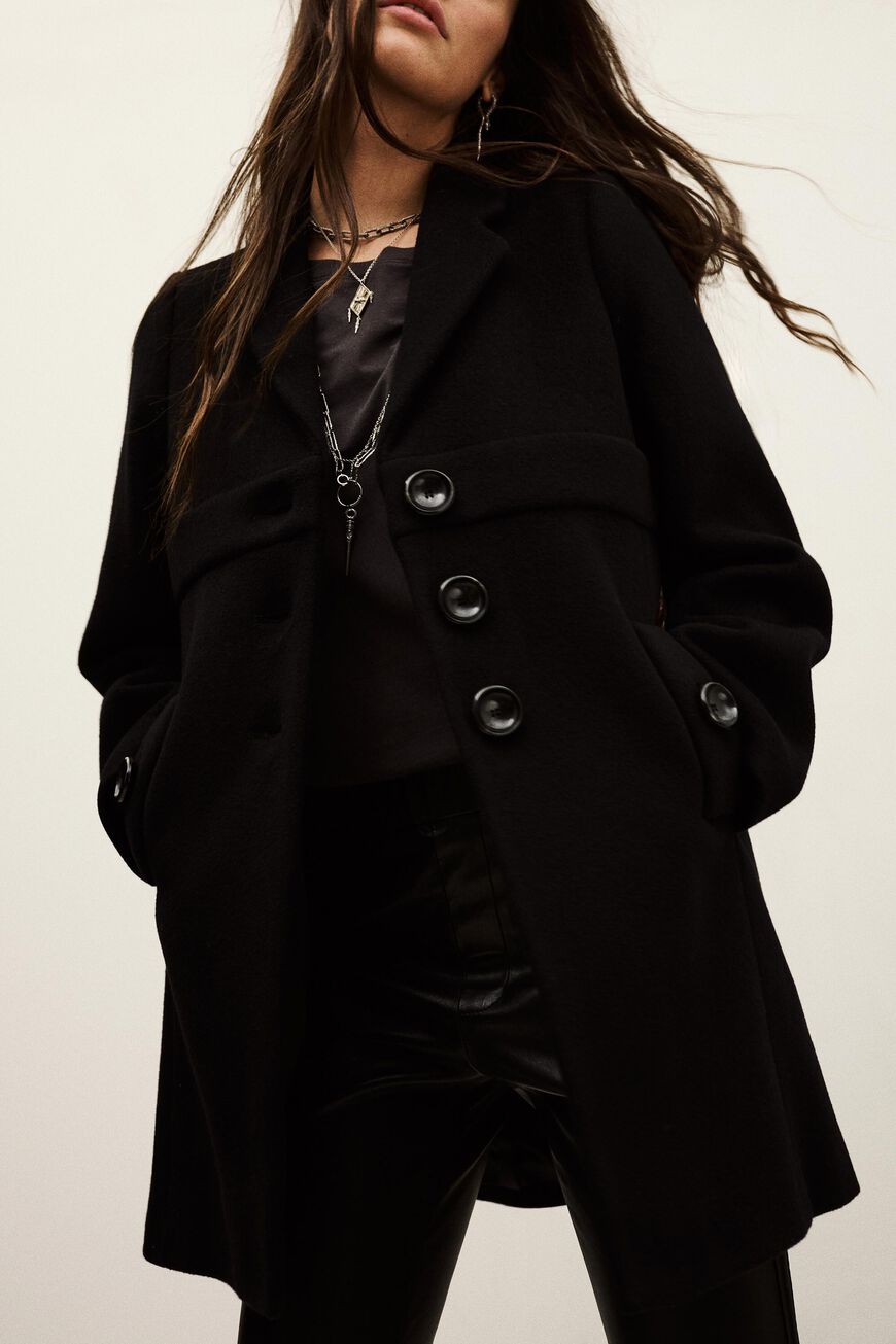coat THEA