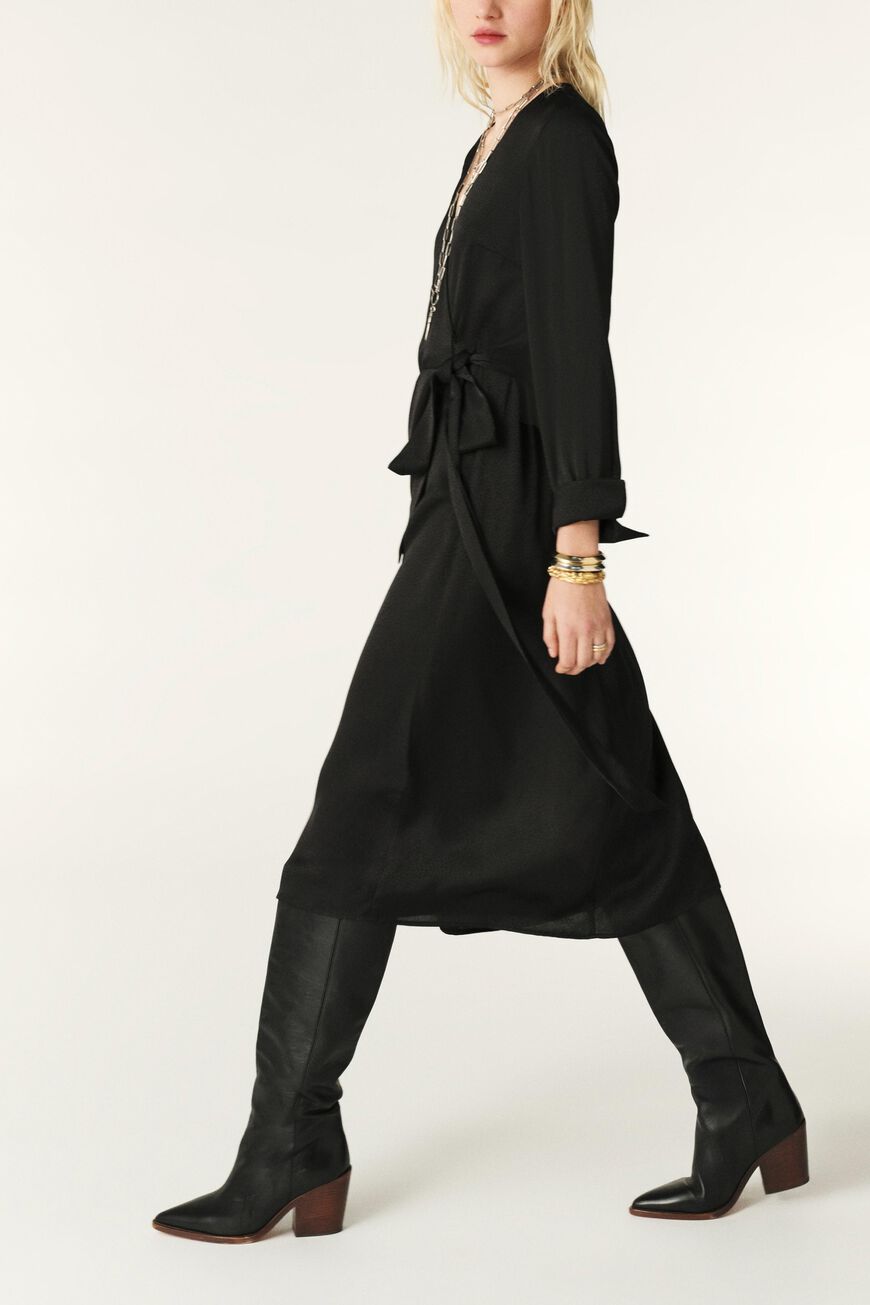 dress IRIS