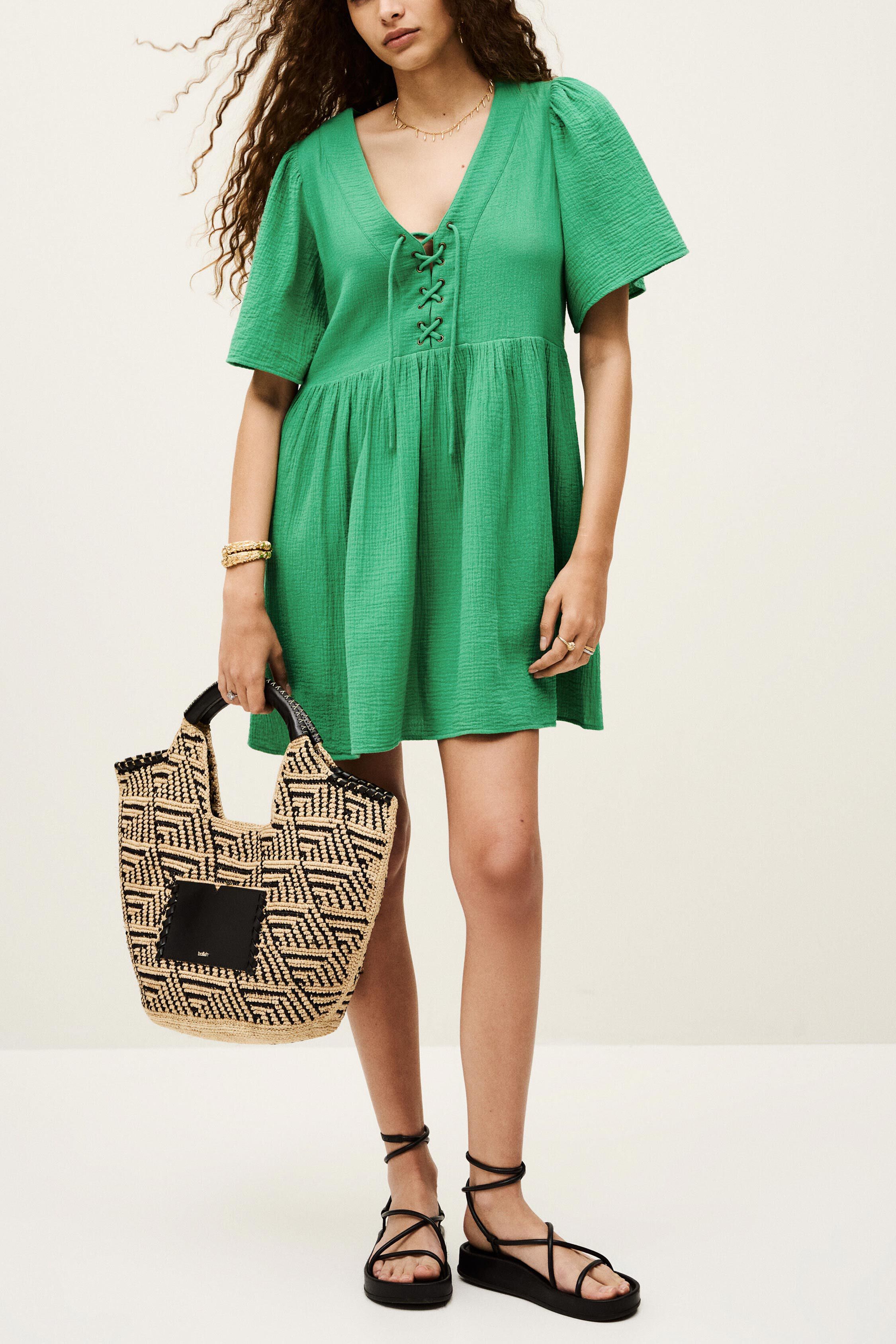 DRESS GARDNER
