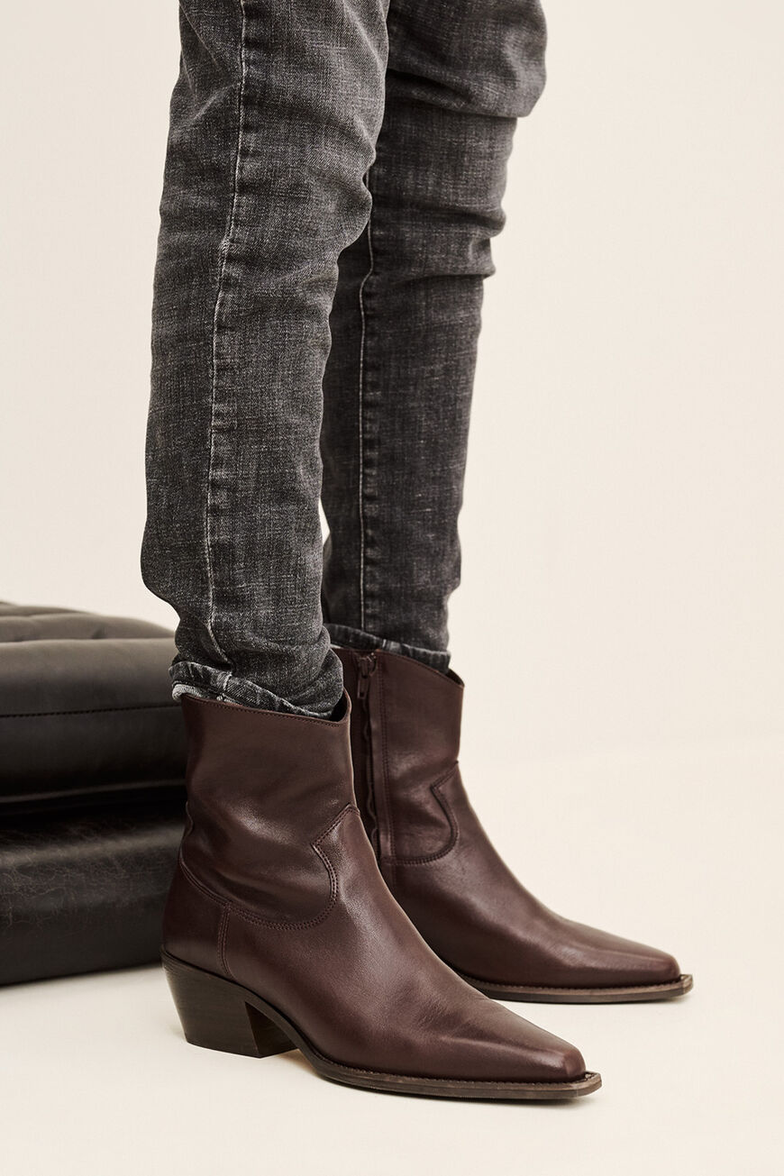 shoes LOWCOWBY
