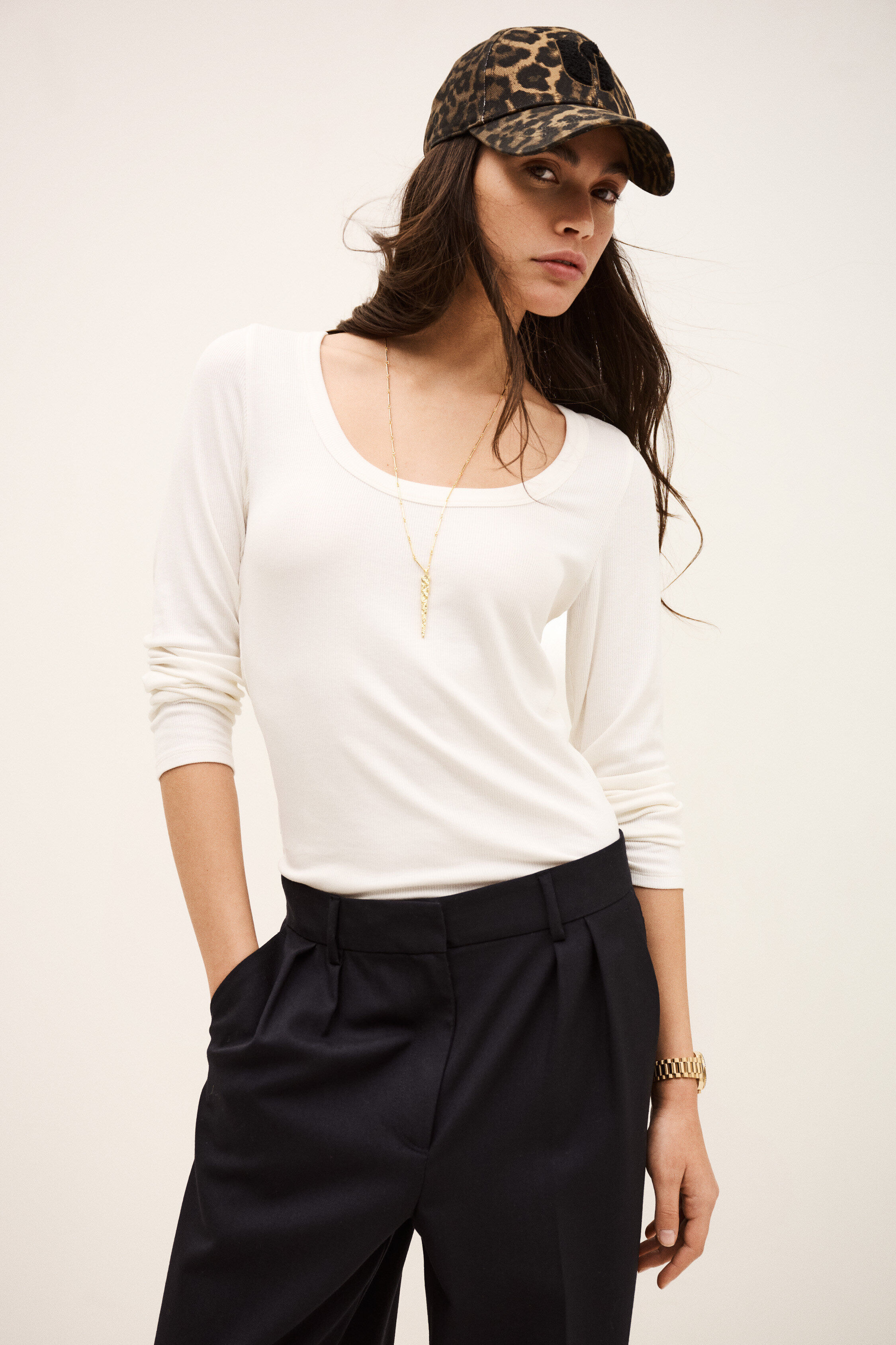 T-SHIRT LUISA