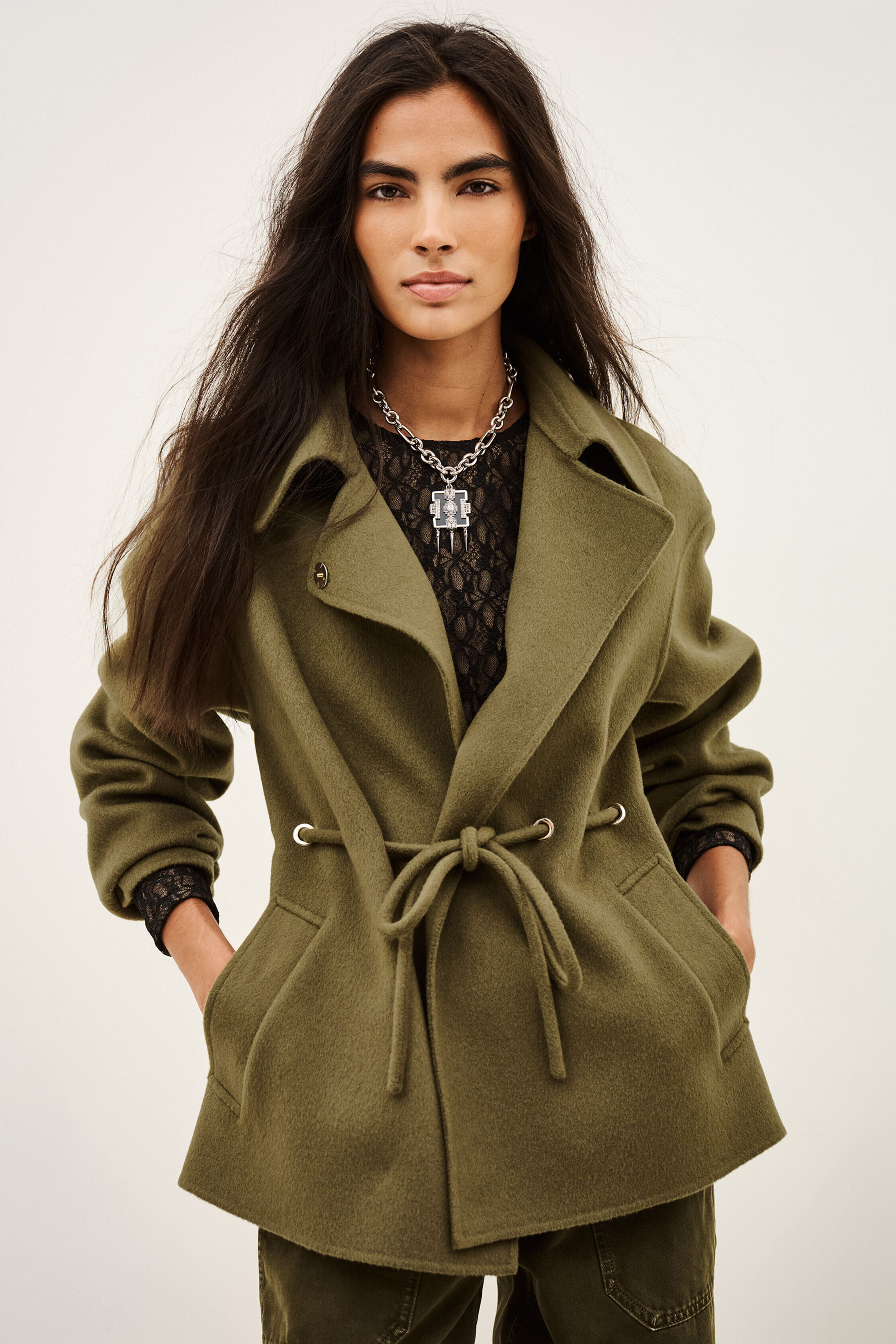 COAT KAM