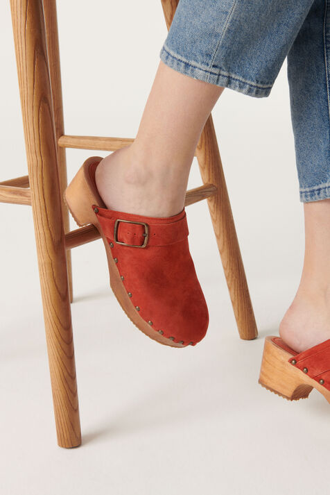 CLOGS CLOG