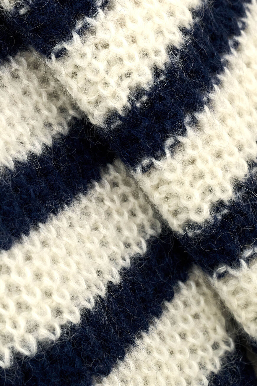 jumper BELTANE