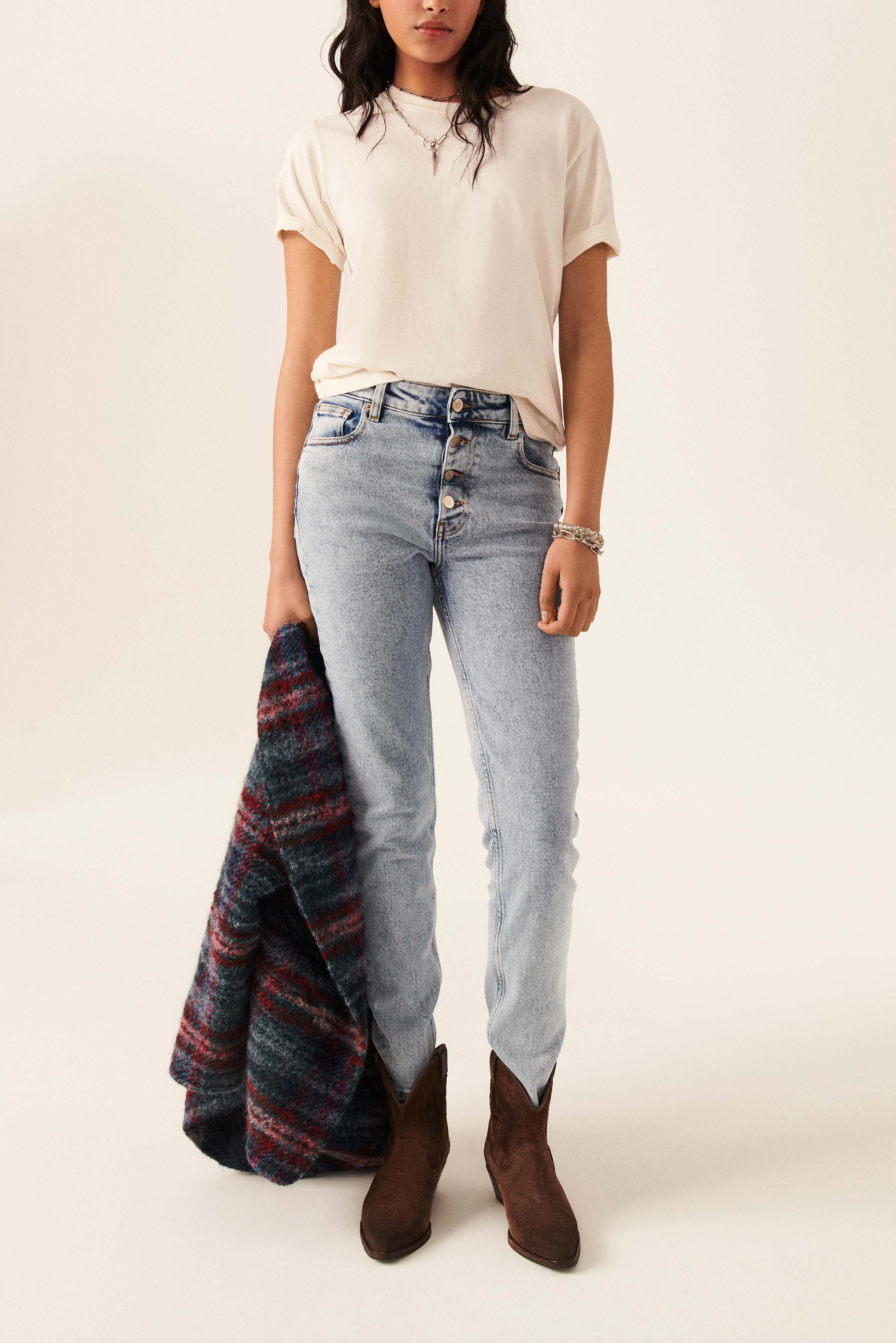 NILA JEAN