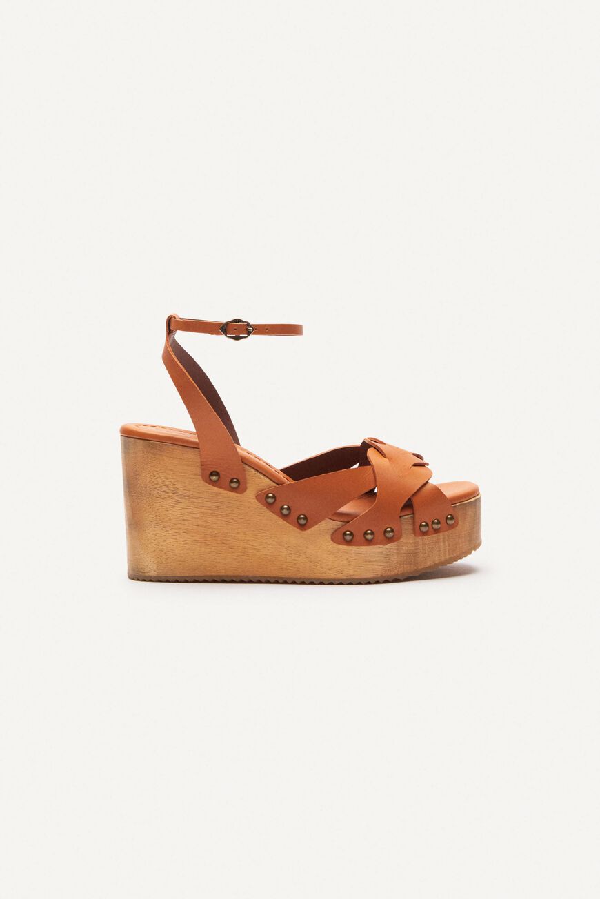 SANDALS CAPRI