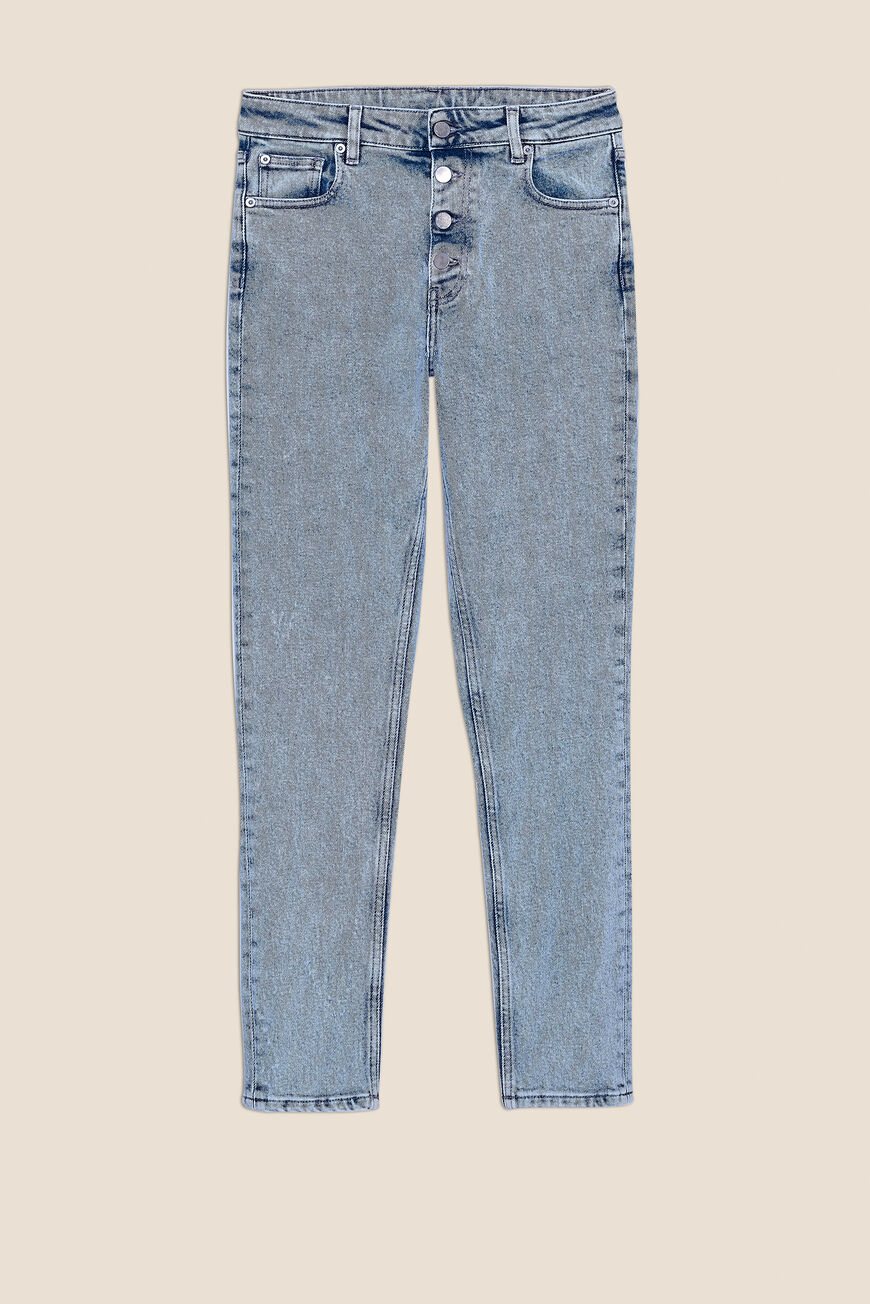NILA JEAN