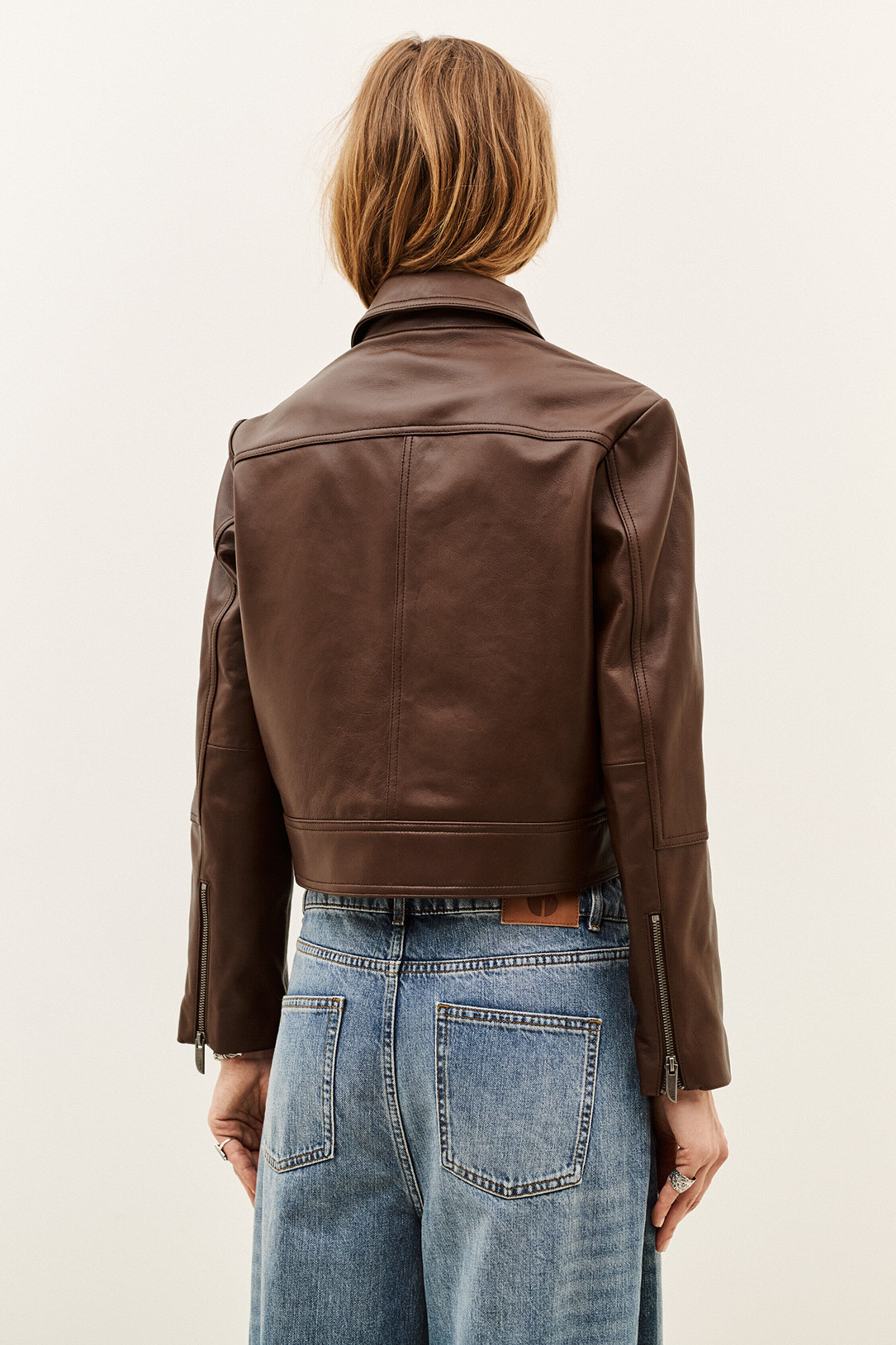 MUTTY JACKET