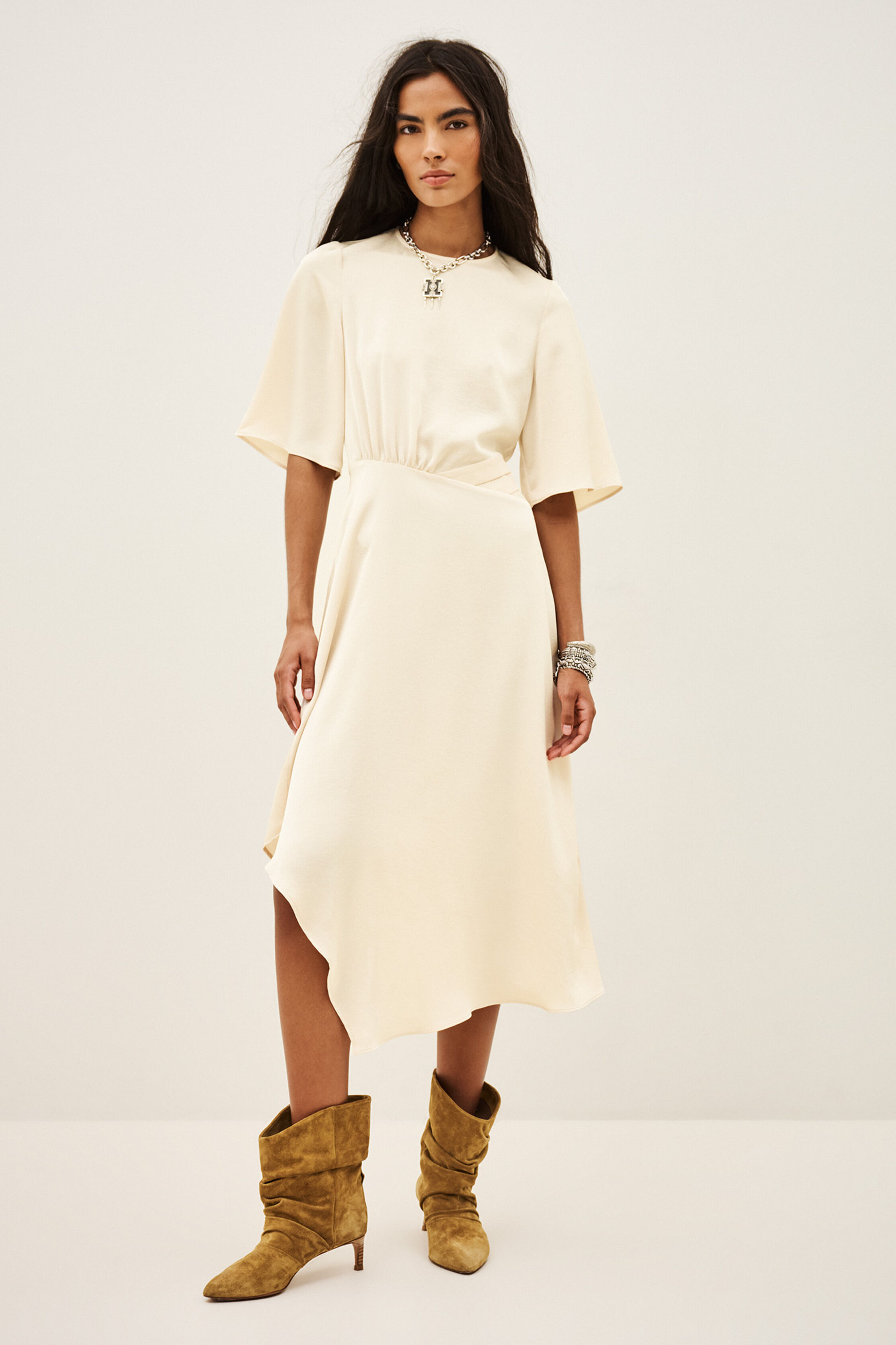 DRESS WILA