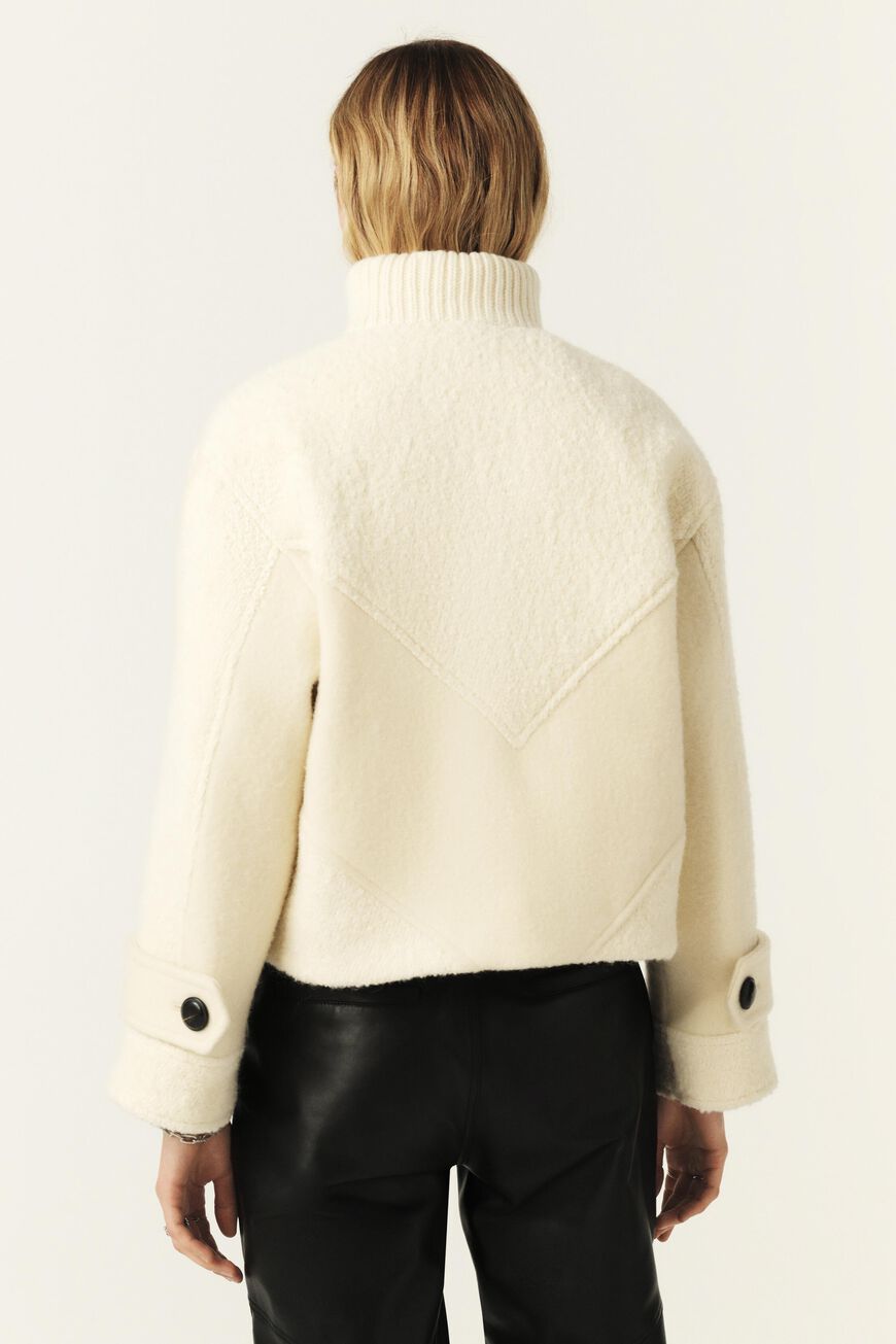 coat DORA