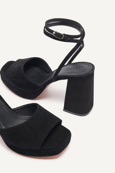 sandals CASTRIA