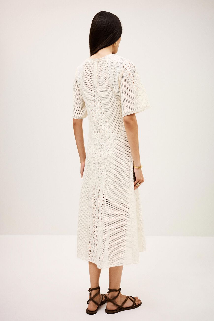 dress MOODY