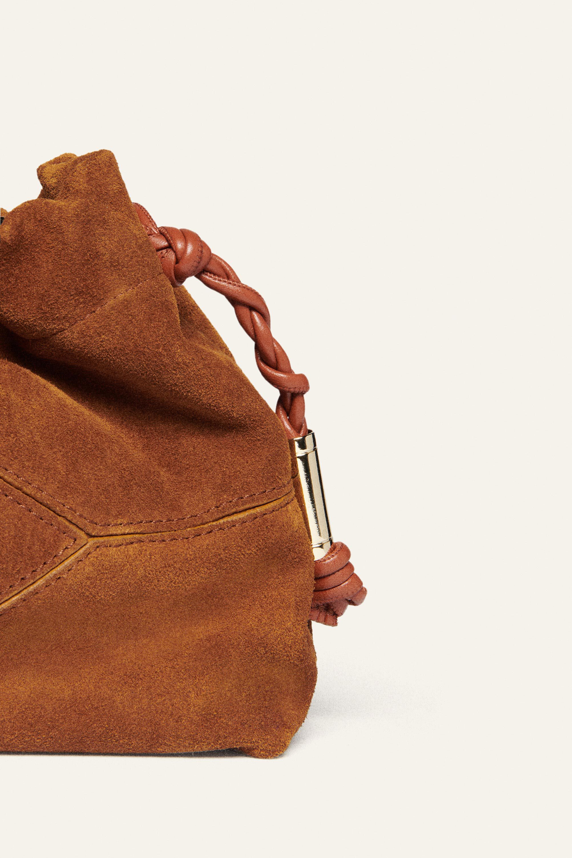 TASCHE JUNE