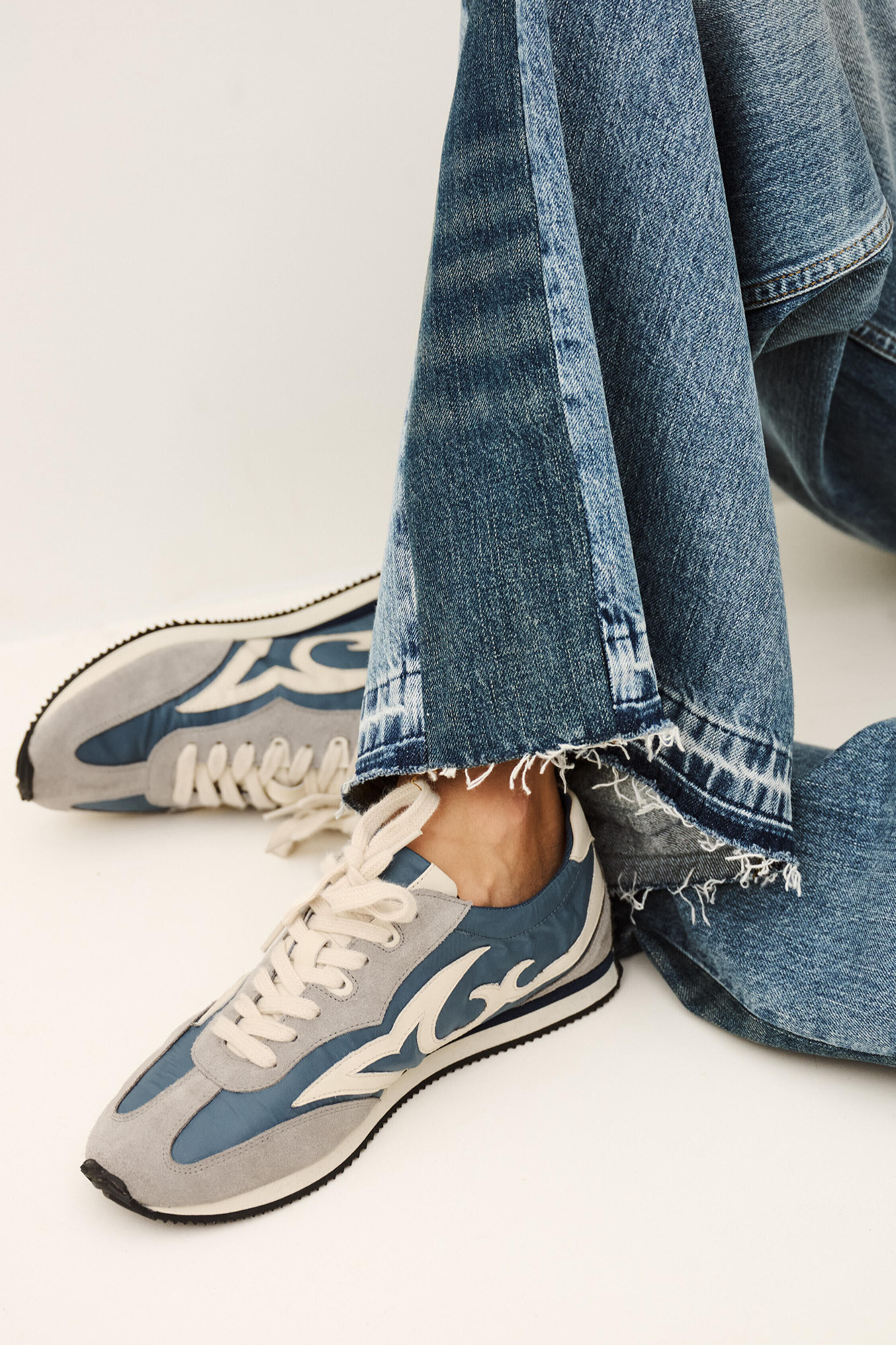 shoes CONSTELLA