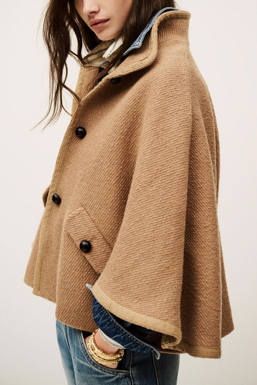 CLOAK VILLY