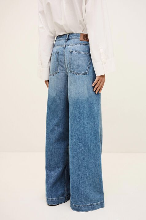 JEANS MUST