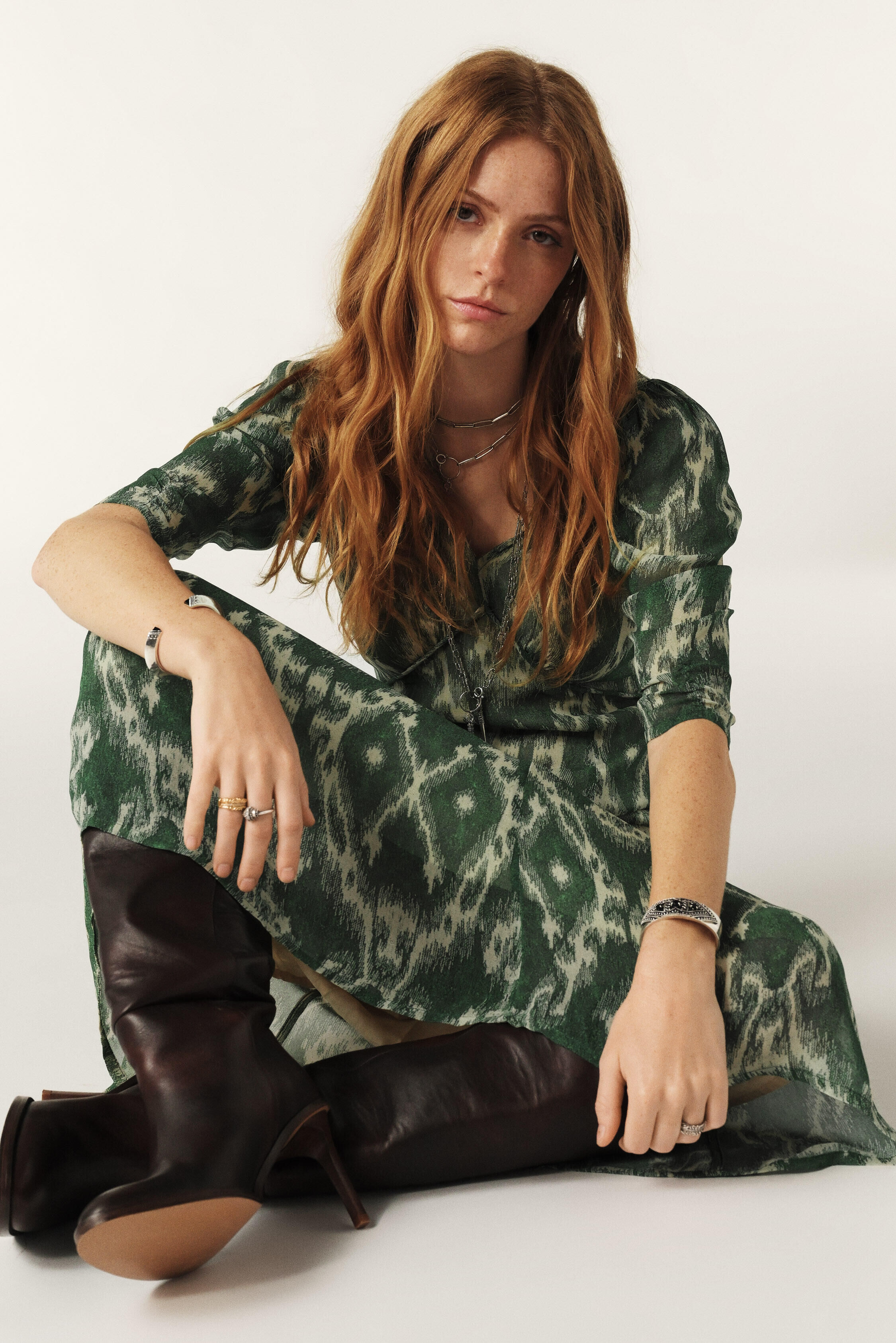 DRESS MATSA