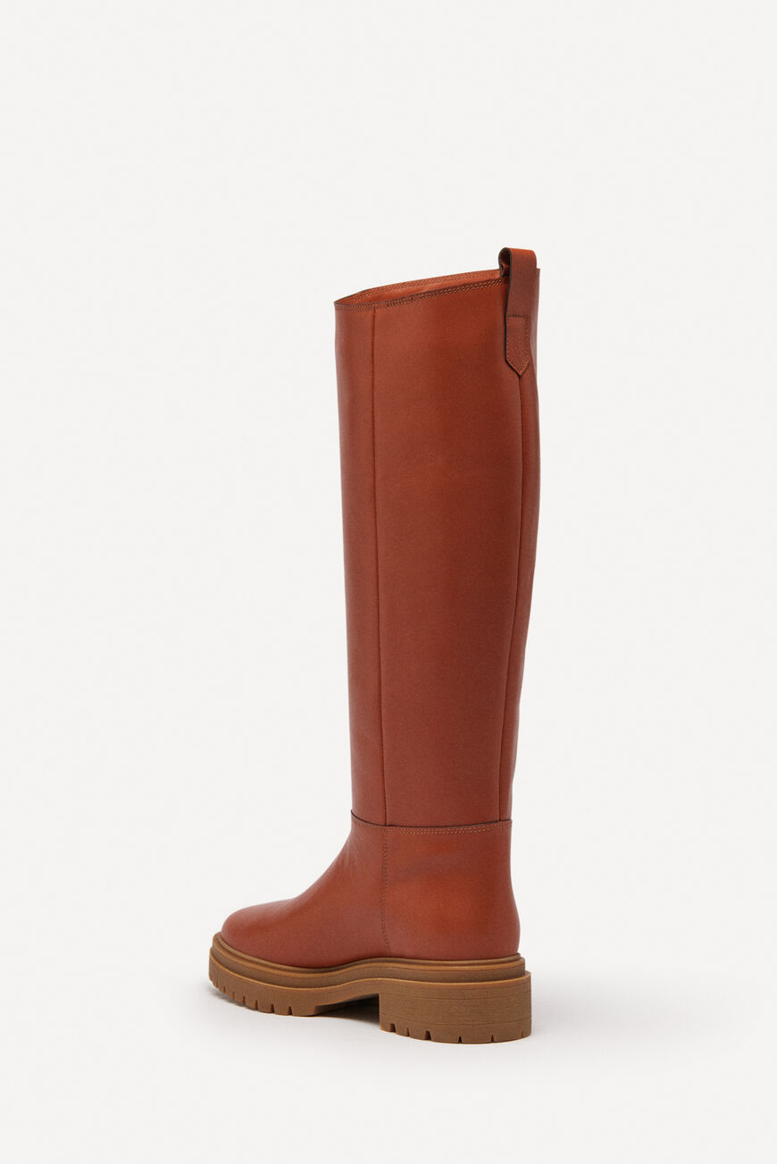 BOOTS CRAINY