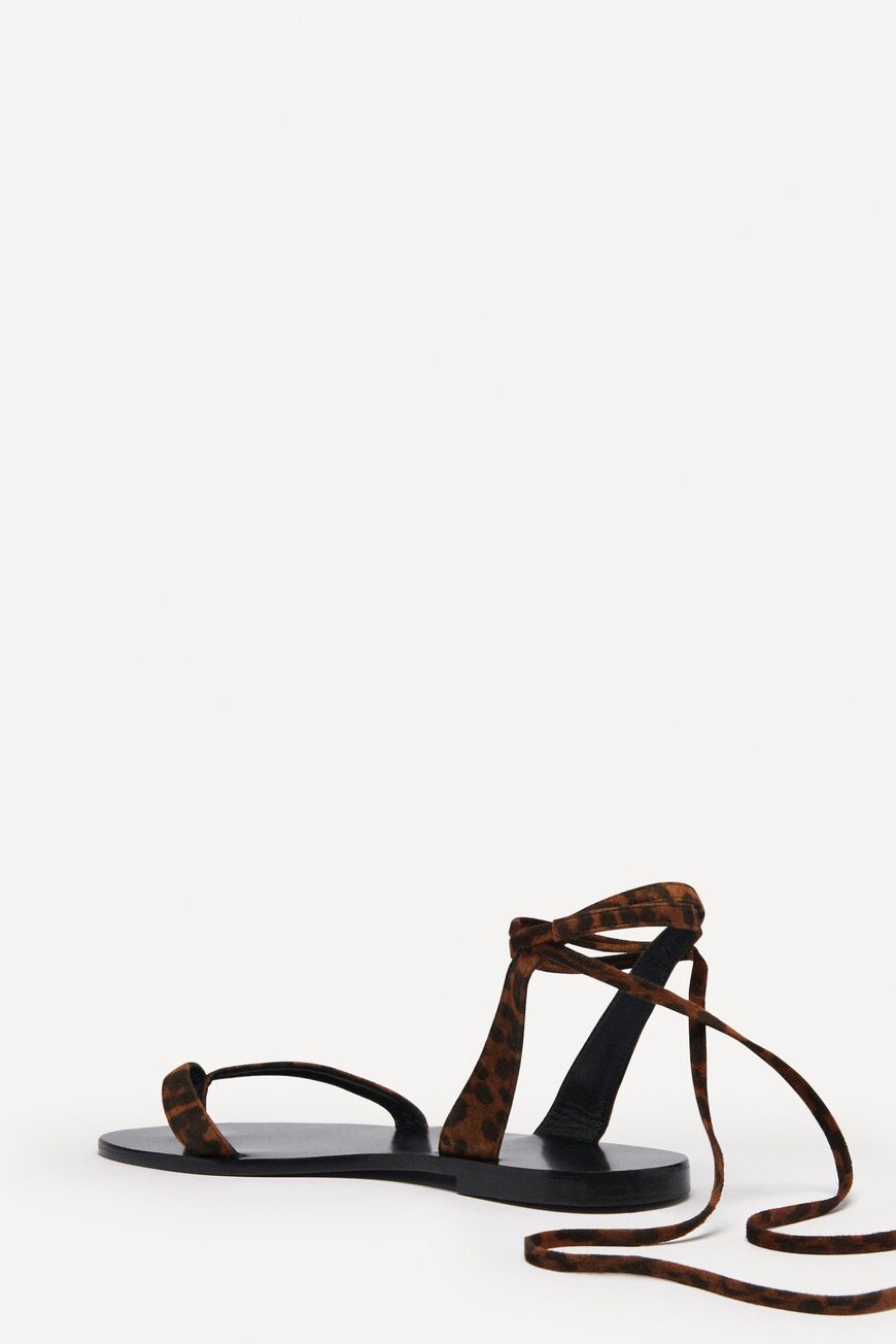 SANDALS CAHONTAS