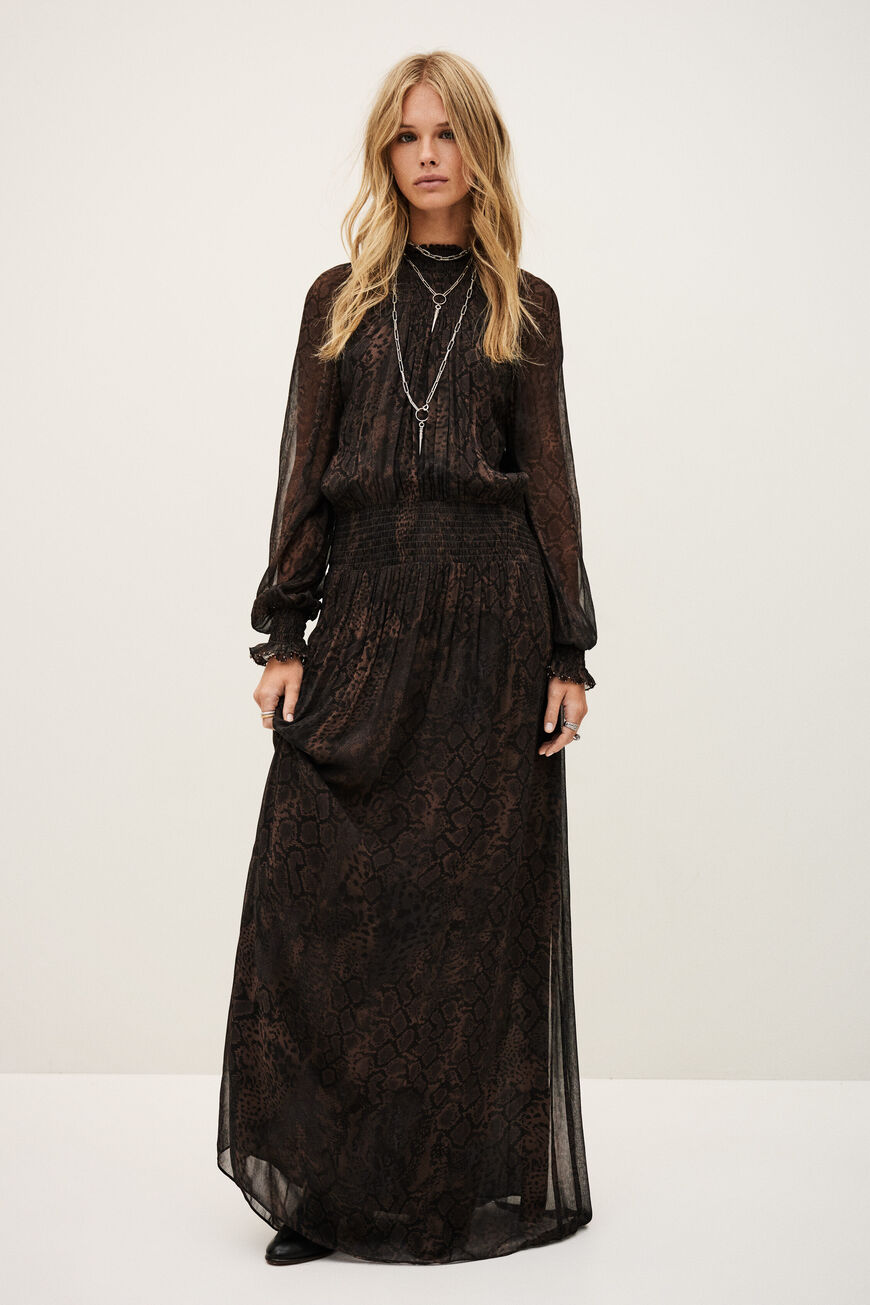 dress SMOKY
