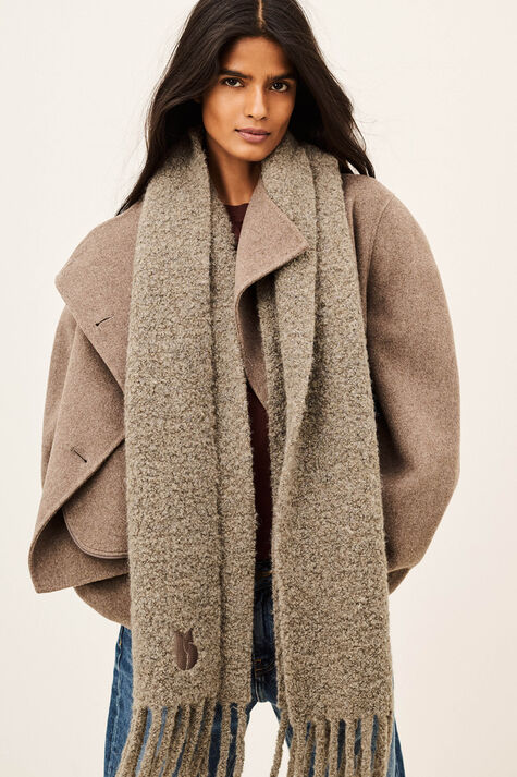 scarf SASHA