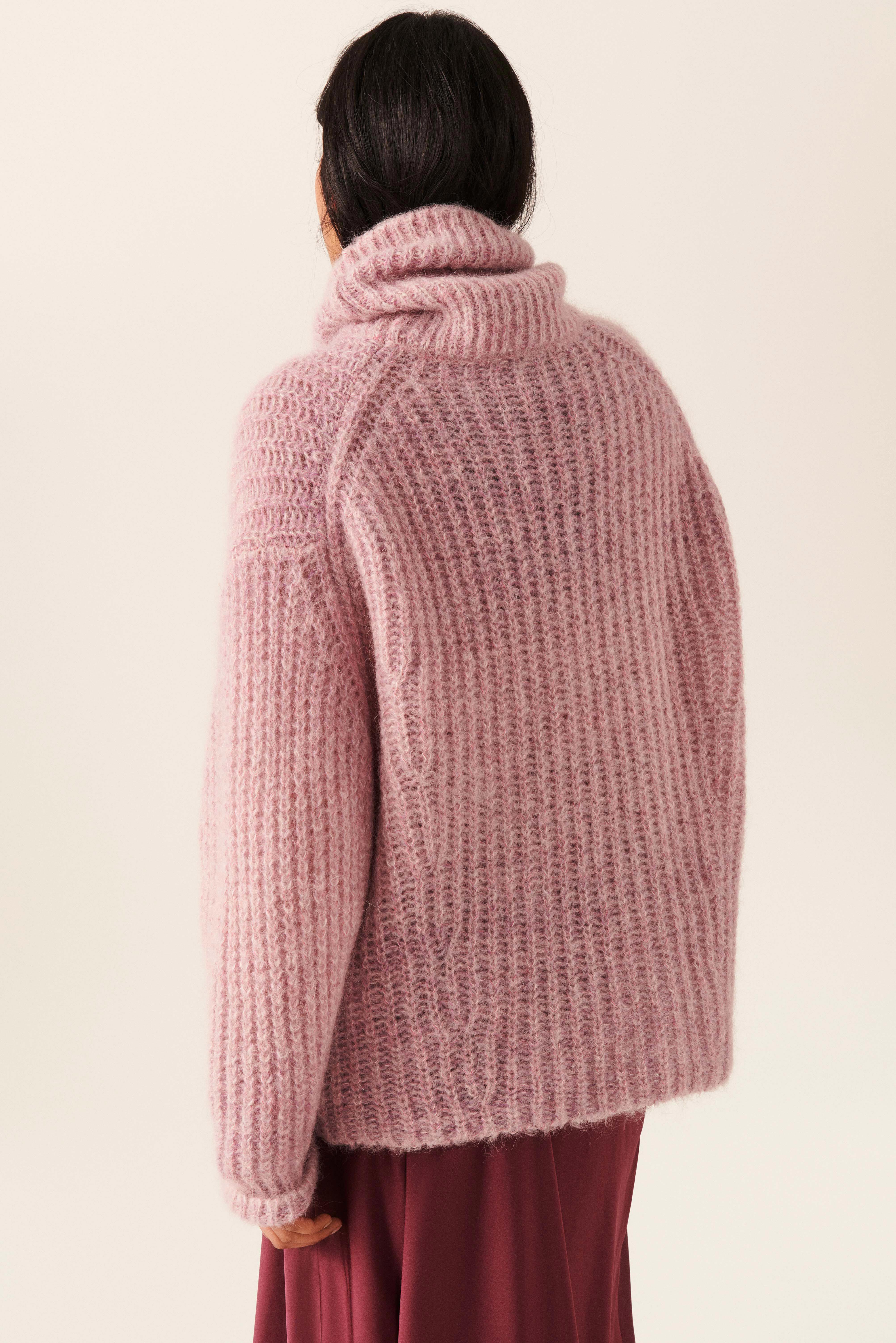 PULL BEAR