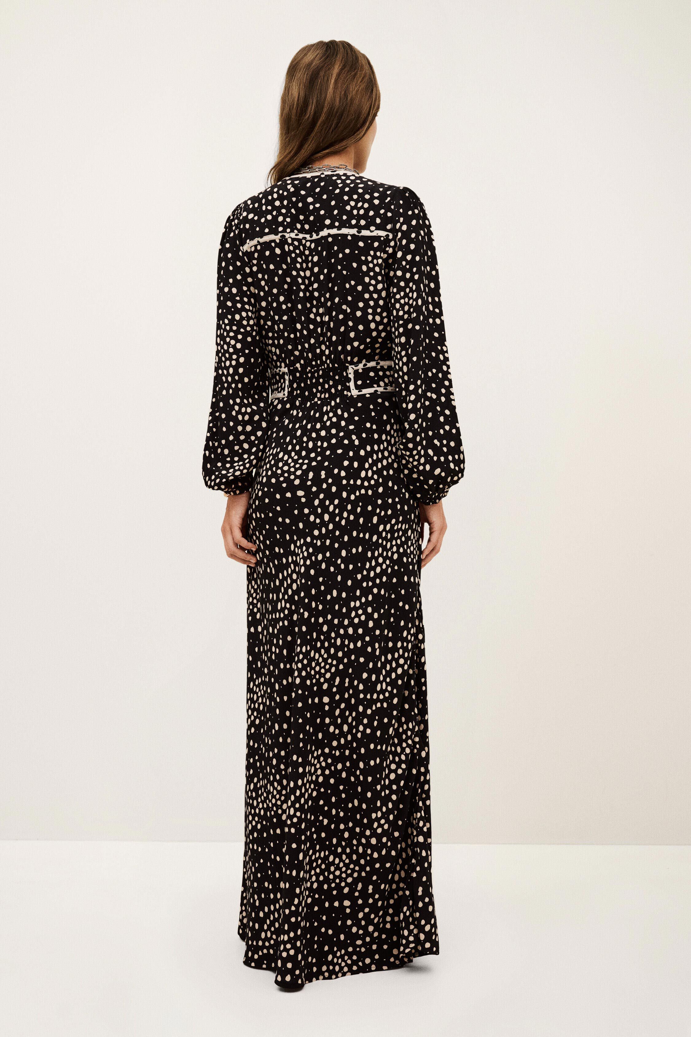 dress DERBY