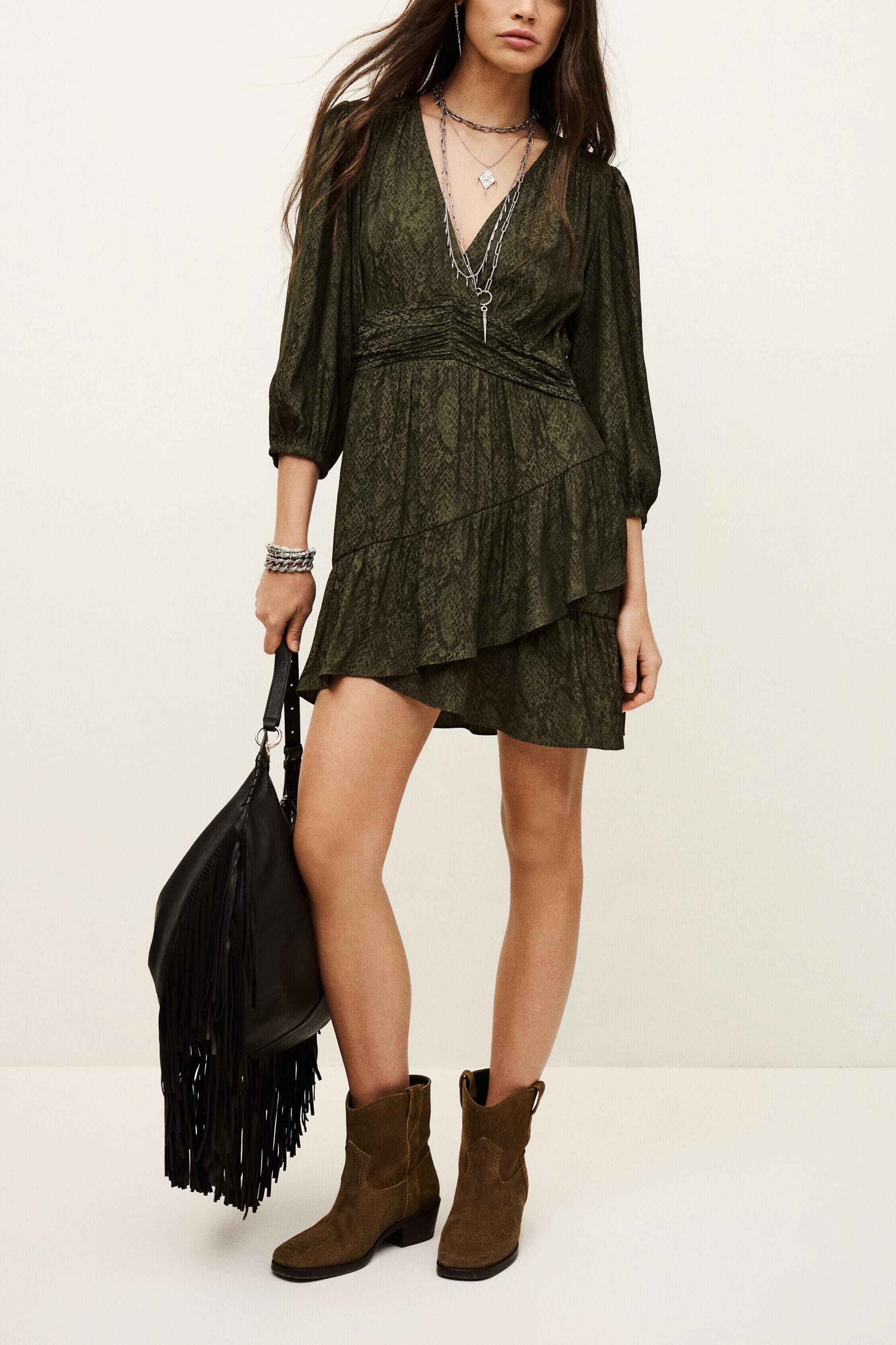 robe ROMEA
