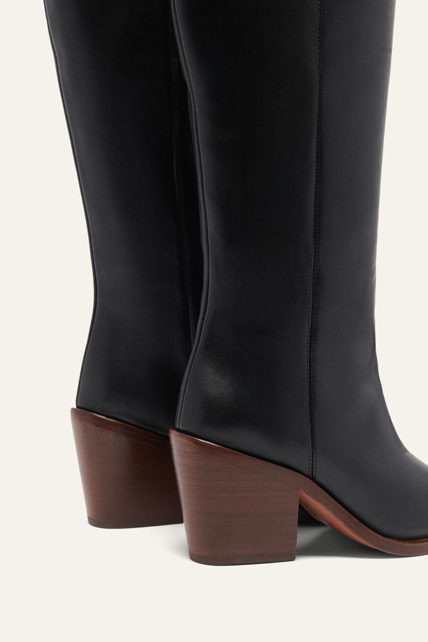 boots CALAS