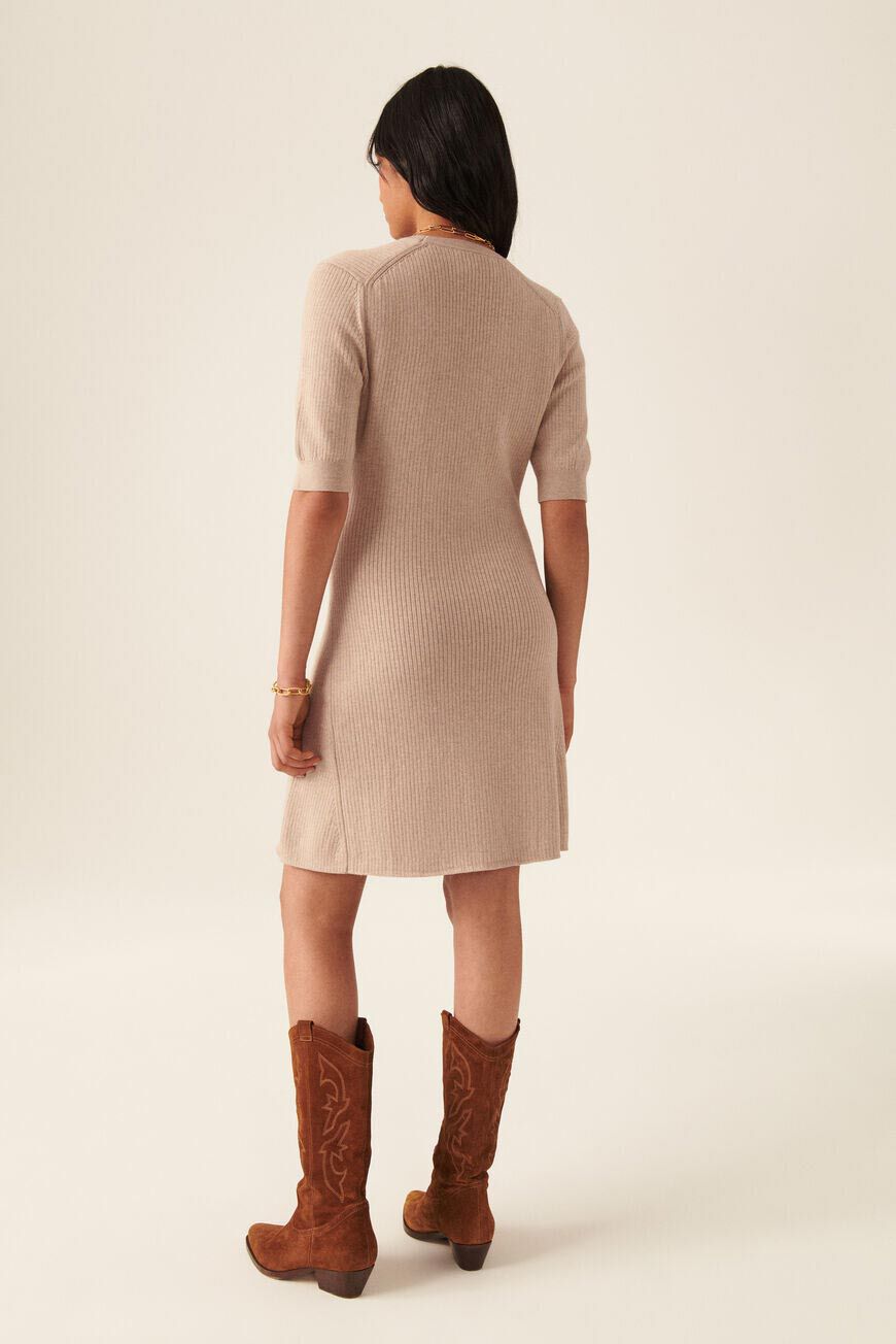 DRESS KAO