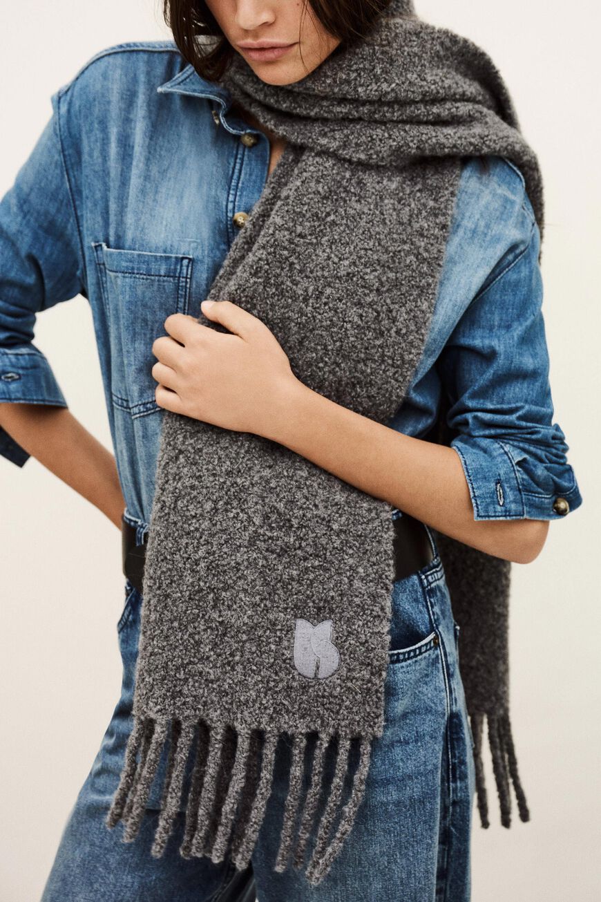 scarf SASHA