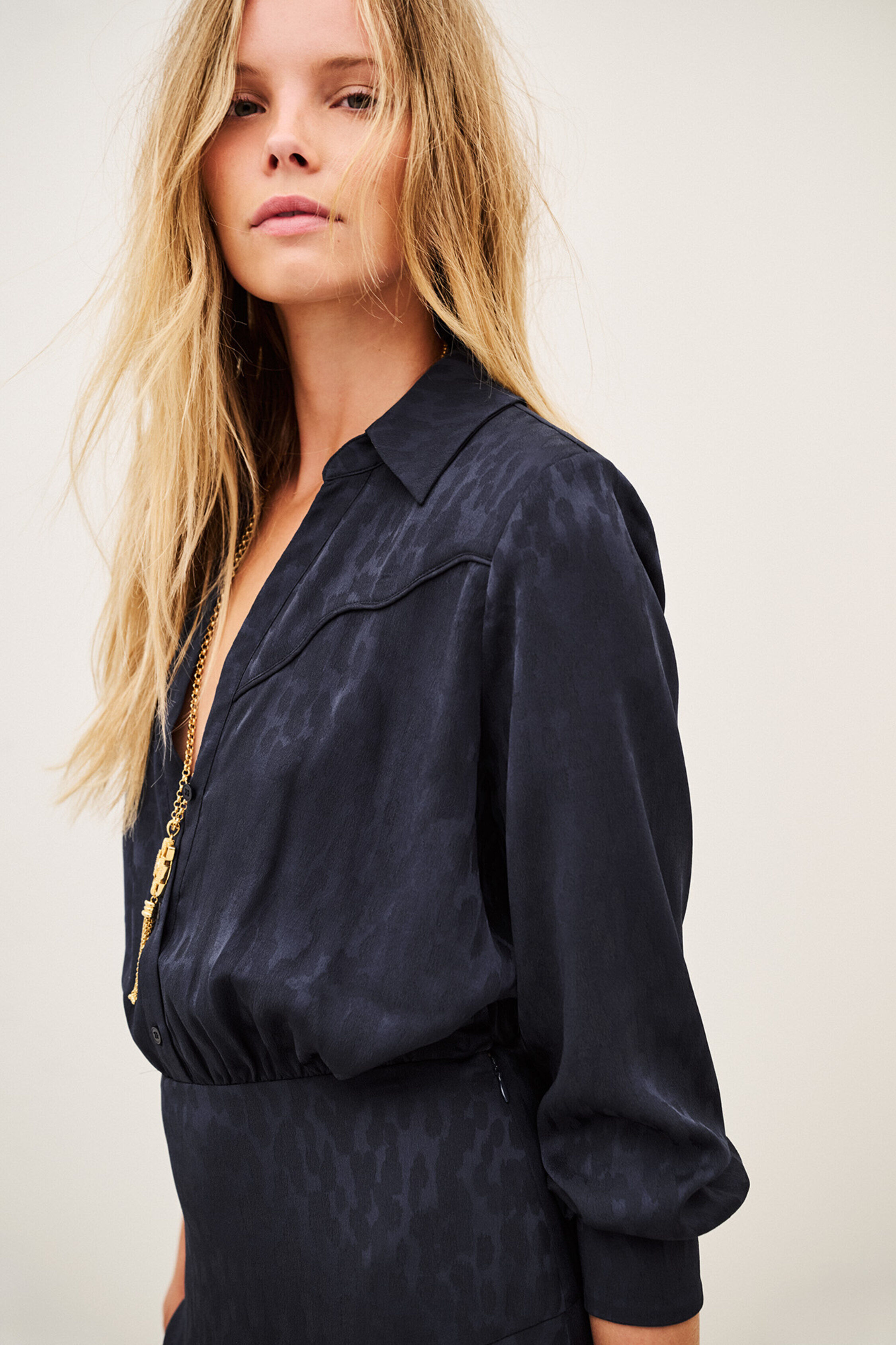 robe HELIA