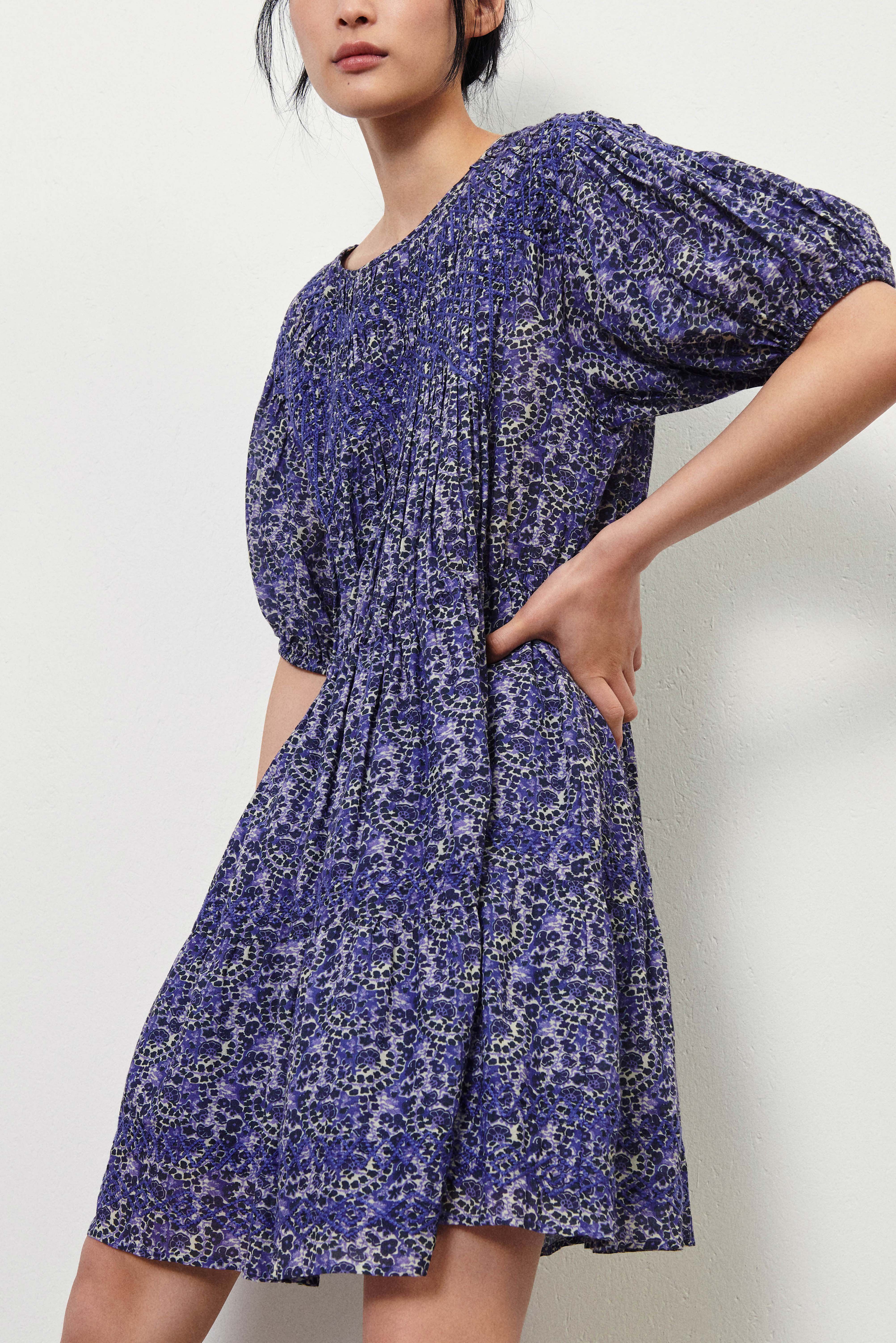 DRESS IRIS
