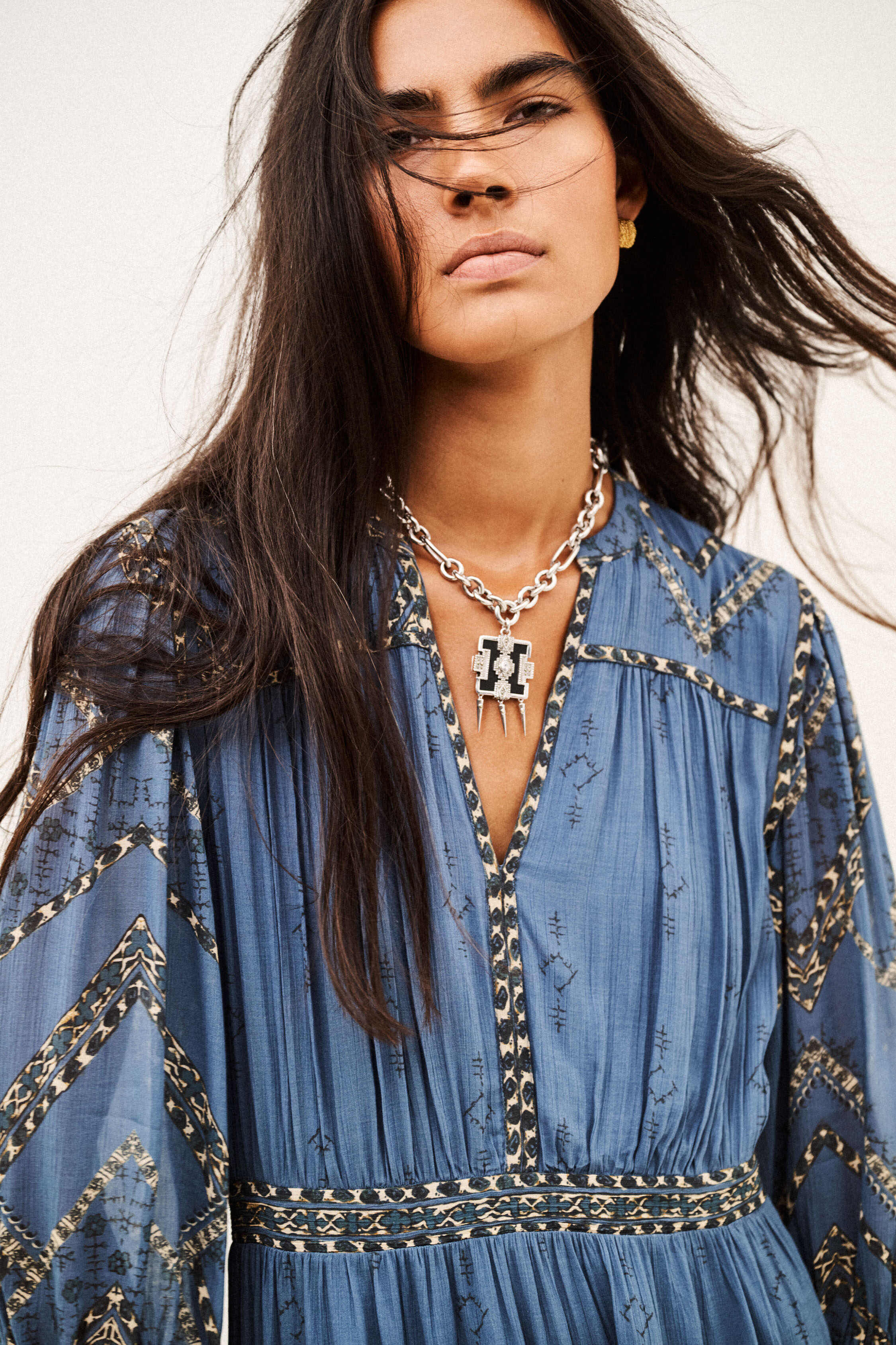 robe POLY