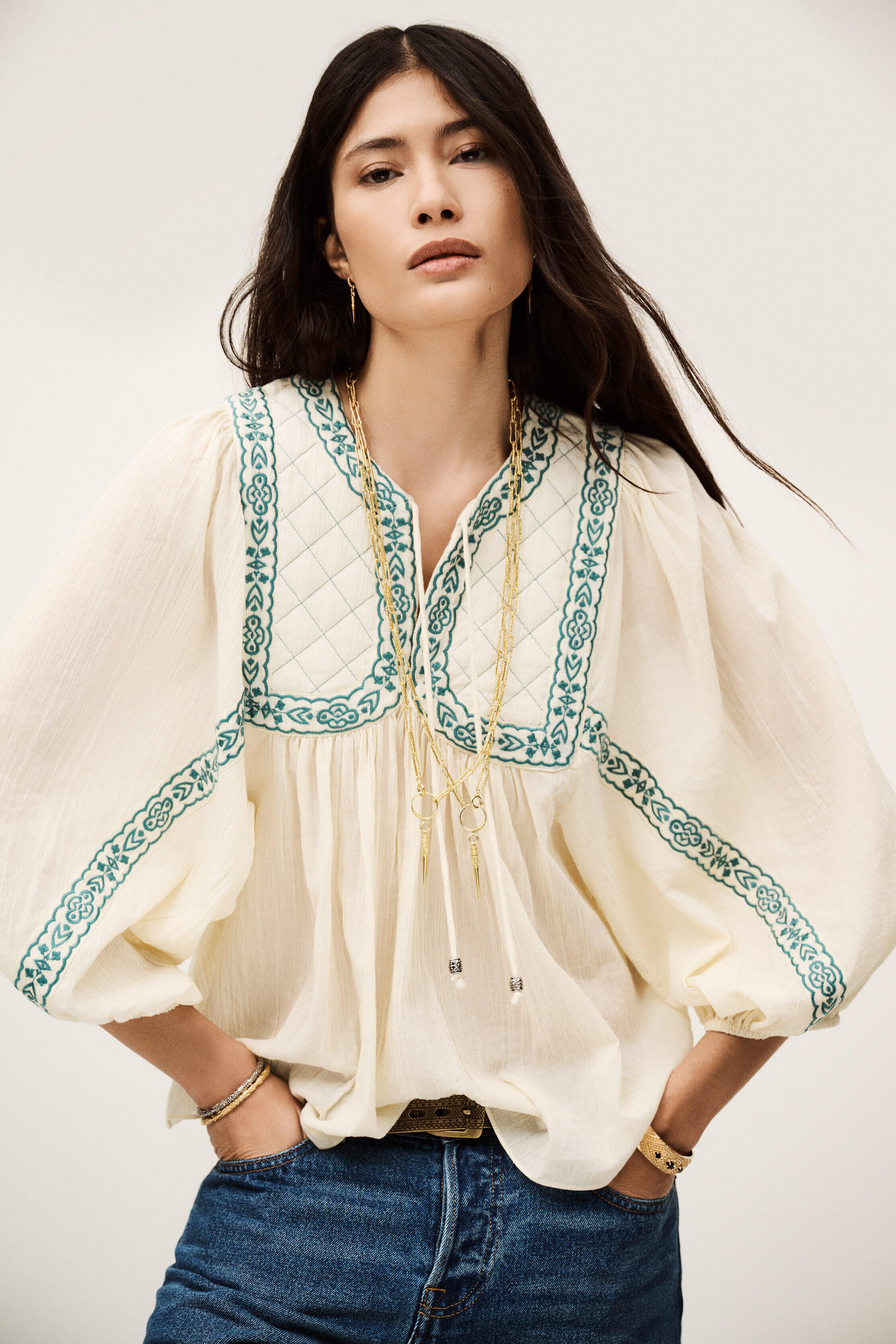 BLOUSE PRAVEEN