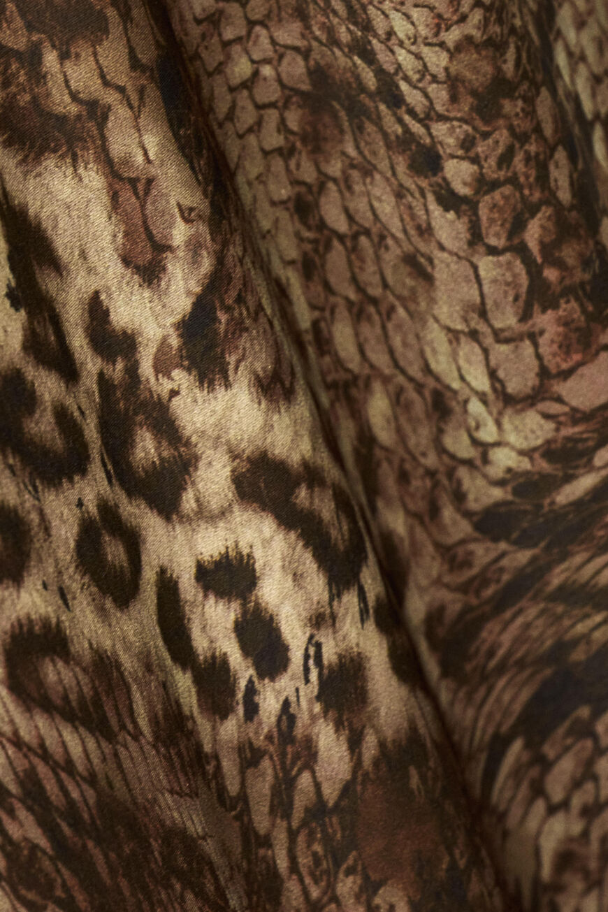 Robe CATELINA