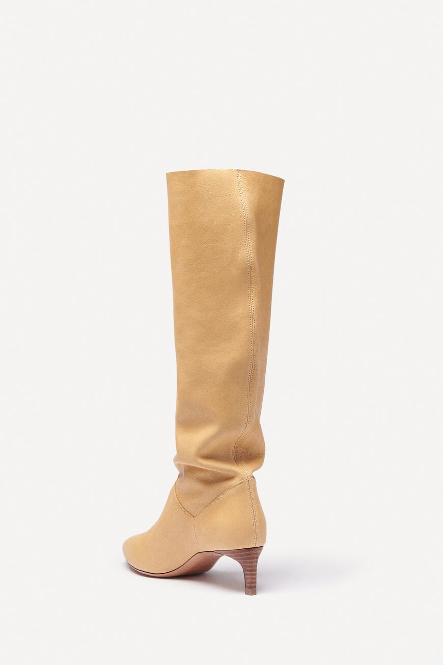 BOOTS CASTA