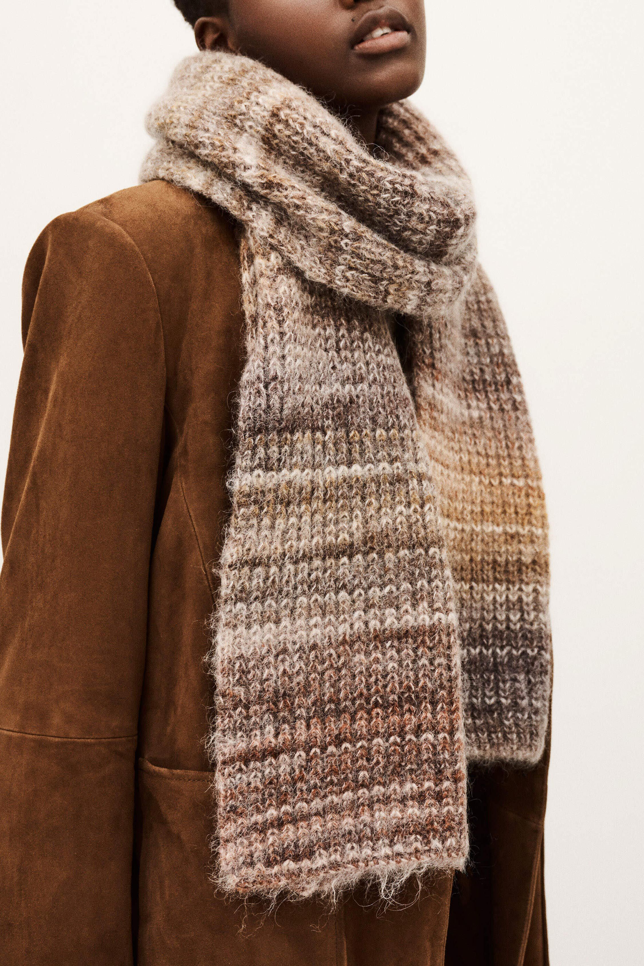 scarf CALY