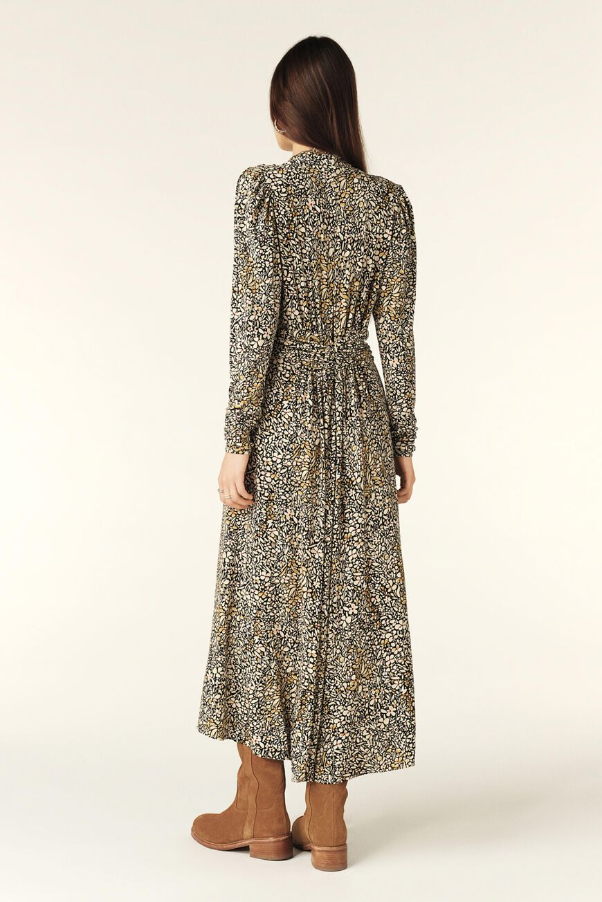 dress SEVEN