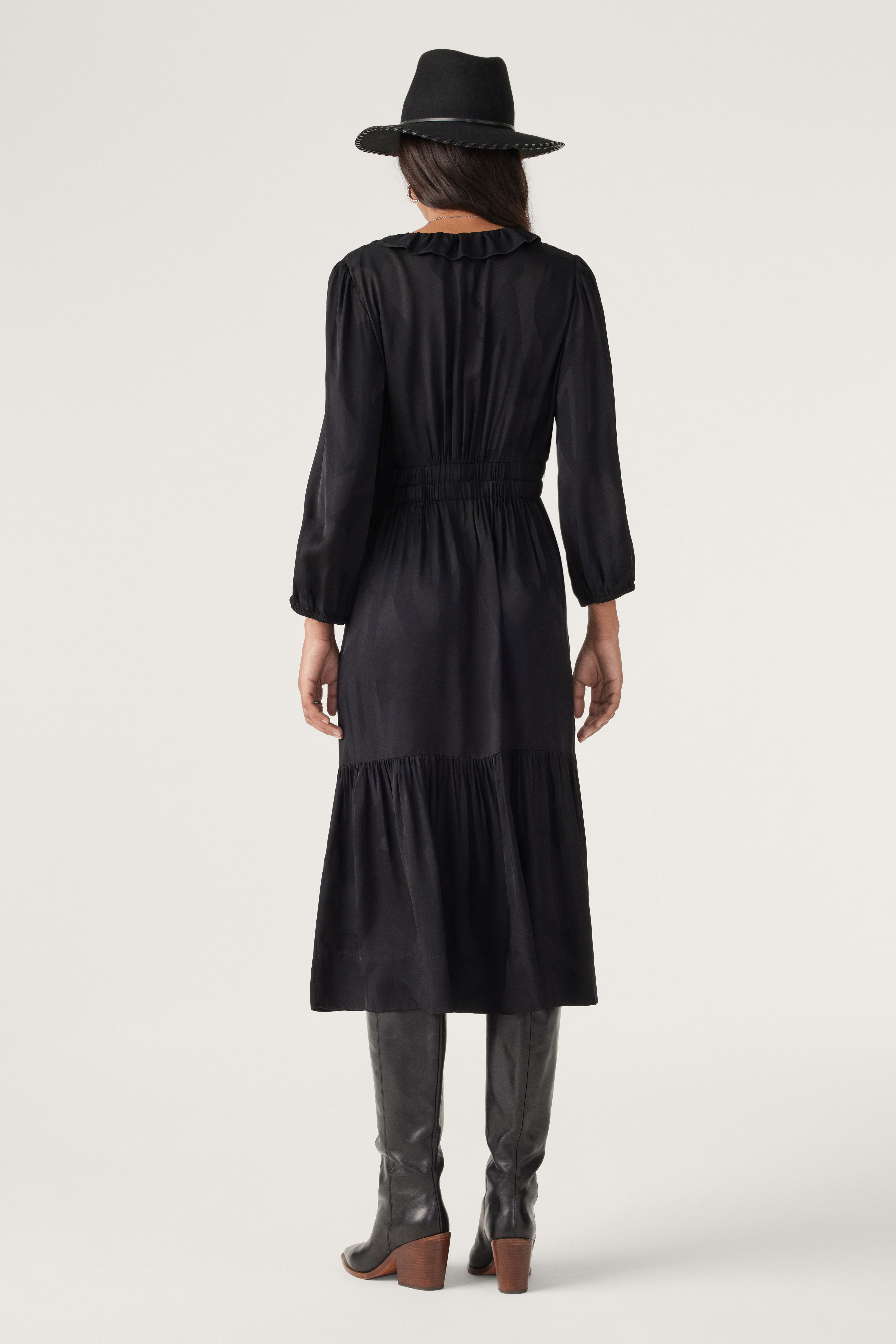 robe BRINA