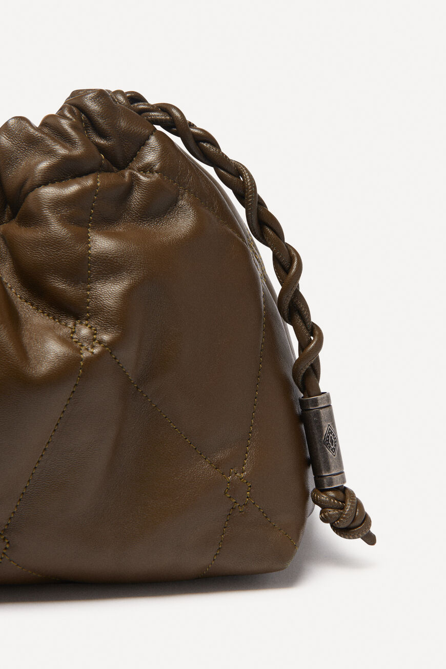 BAG JUNE