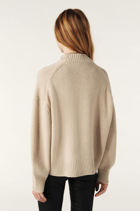 YITTER JUMPER