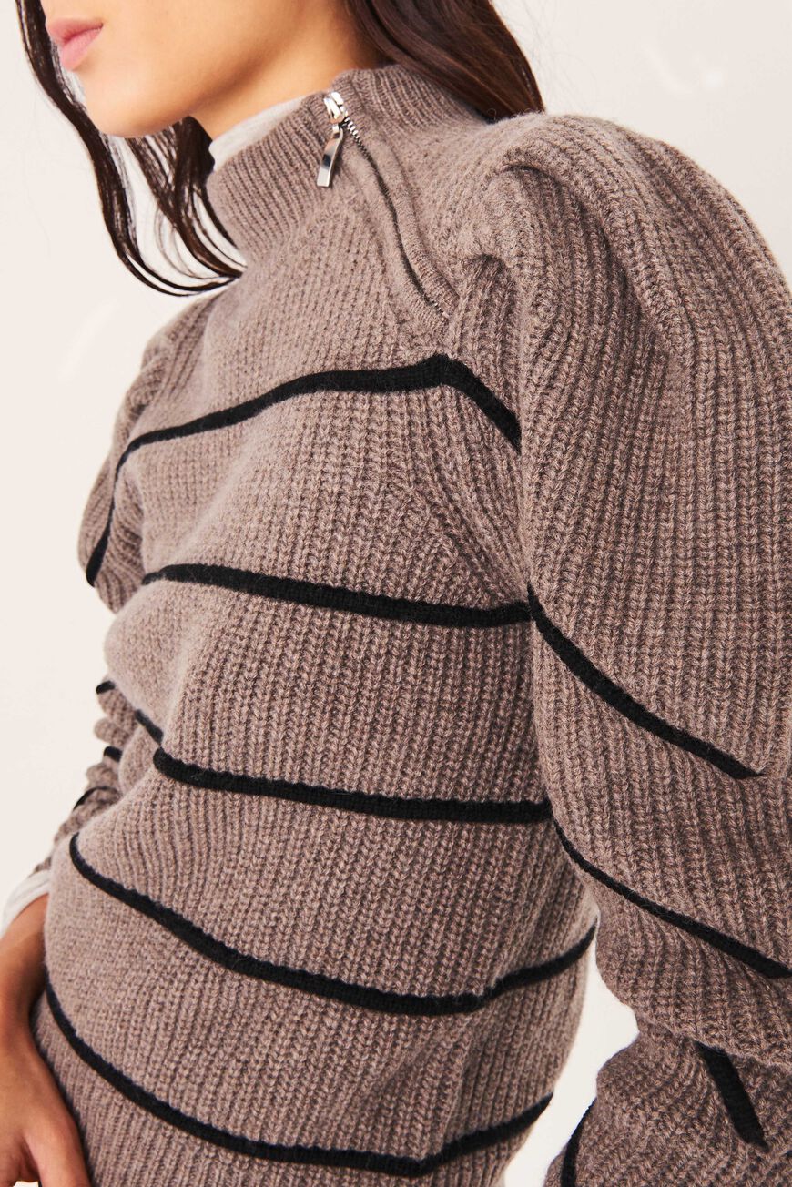 YONOH JUMPER