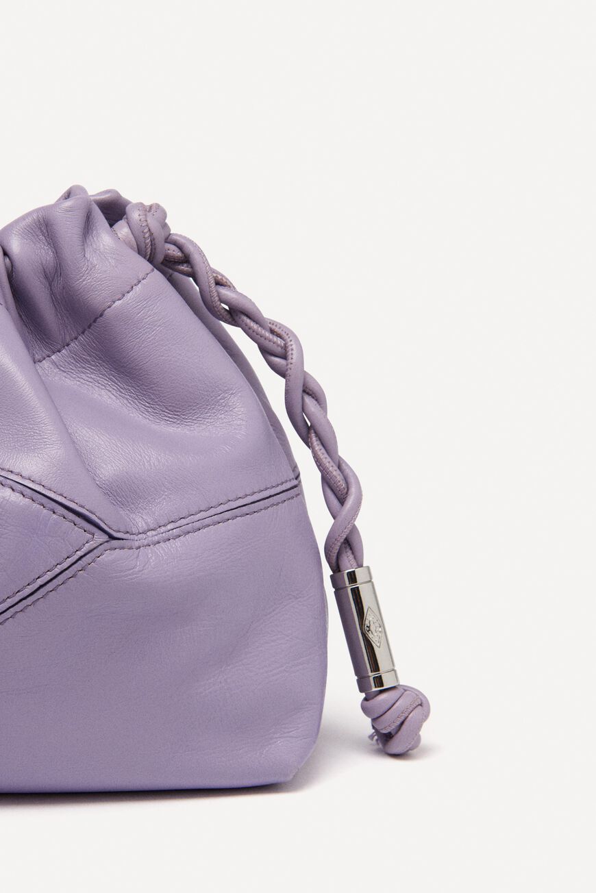 BAG JUNE