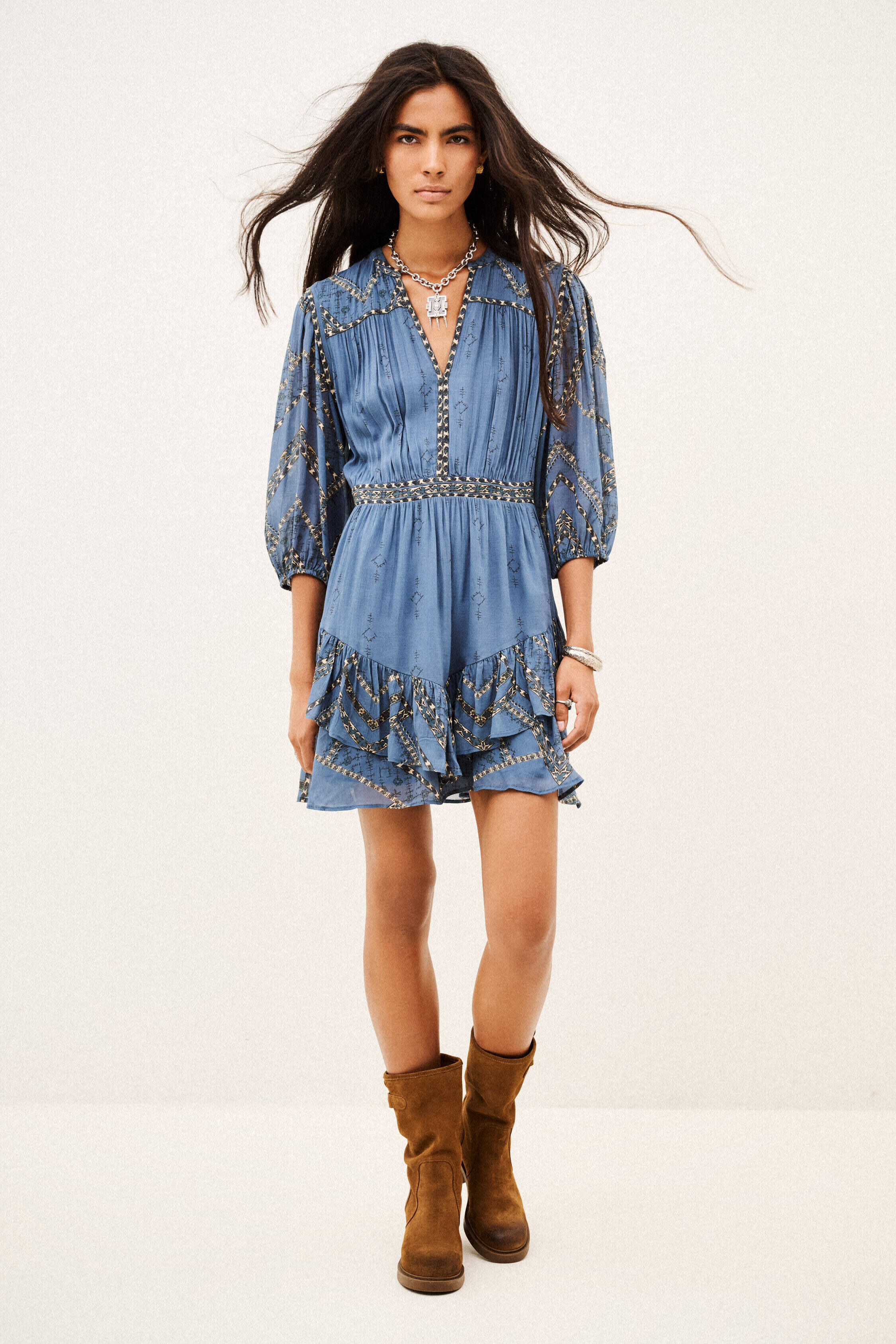 robe POLY